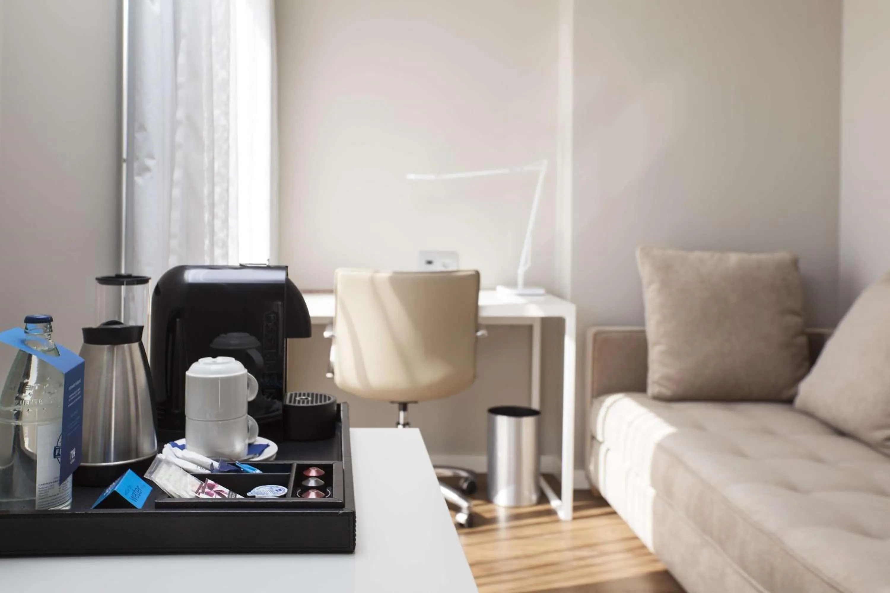 Bedroom in NH Las Palmas Playa las Canteras