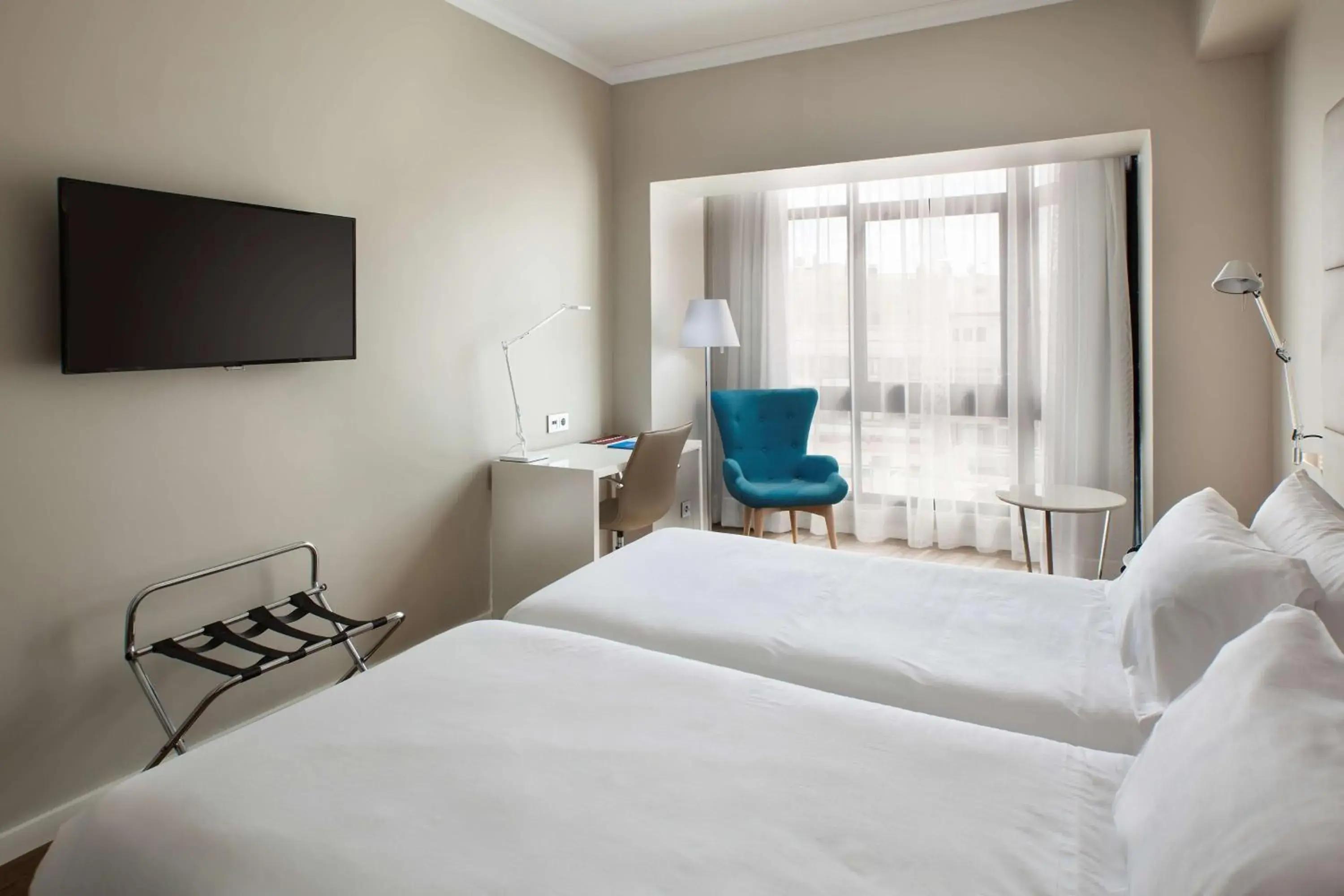 View (from property/room), Bed in NH Las Palmas Playa las Canteras View (from property/room), Bed in NH Las Palmas Playa las Canteras