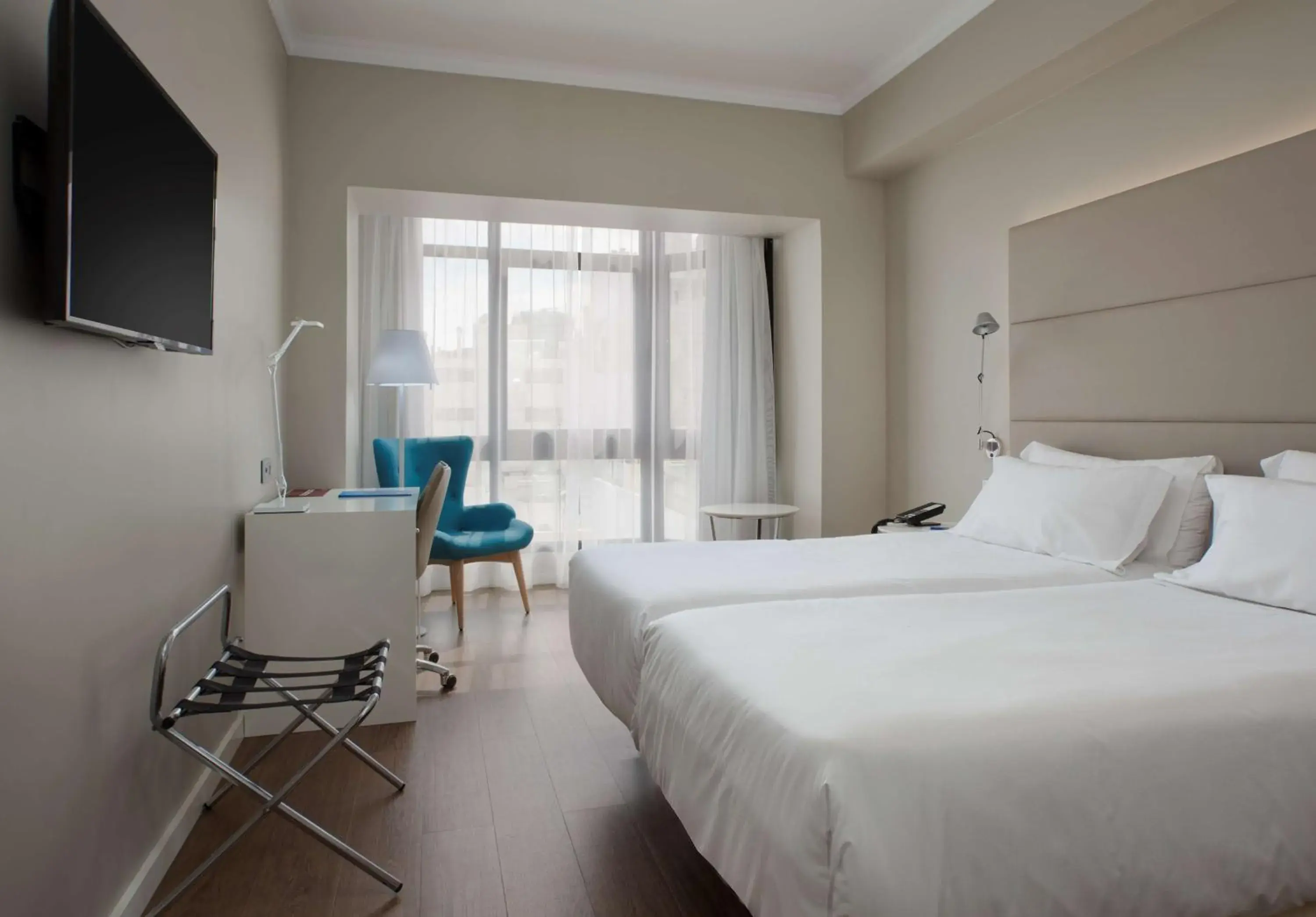 Bedroom, Bed in NH Las Palmas Playa las Canteras Bedroom, Bed in NH Las Palmas Playa las Canteras