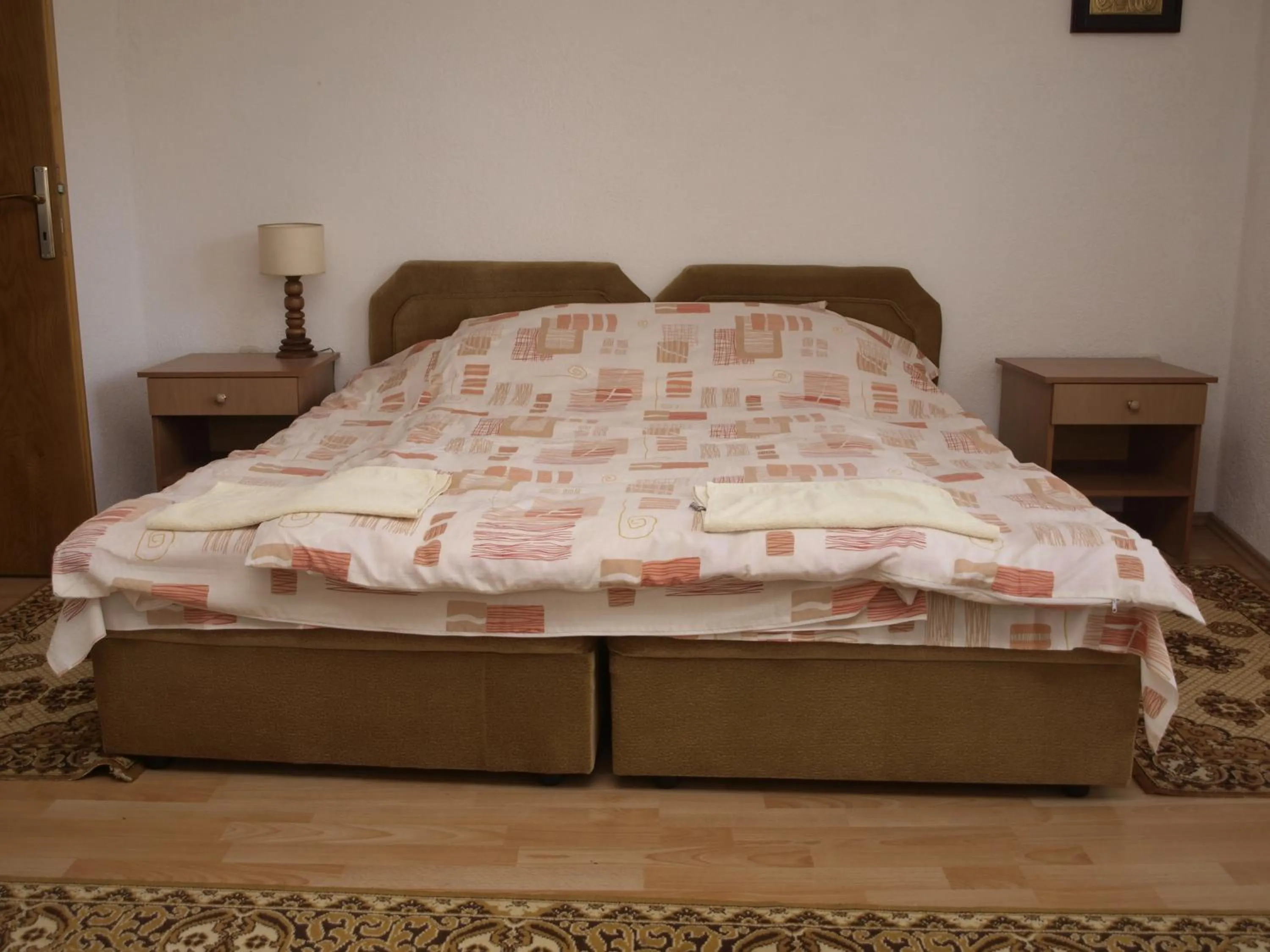 Bed in Bogdanoski Studios & Guest Rooms