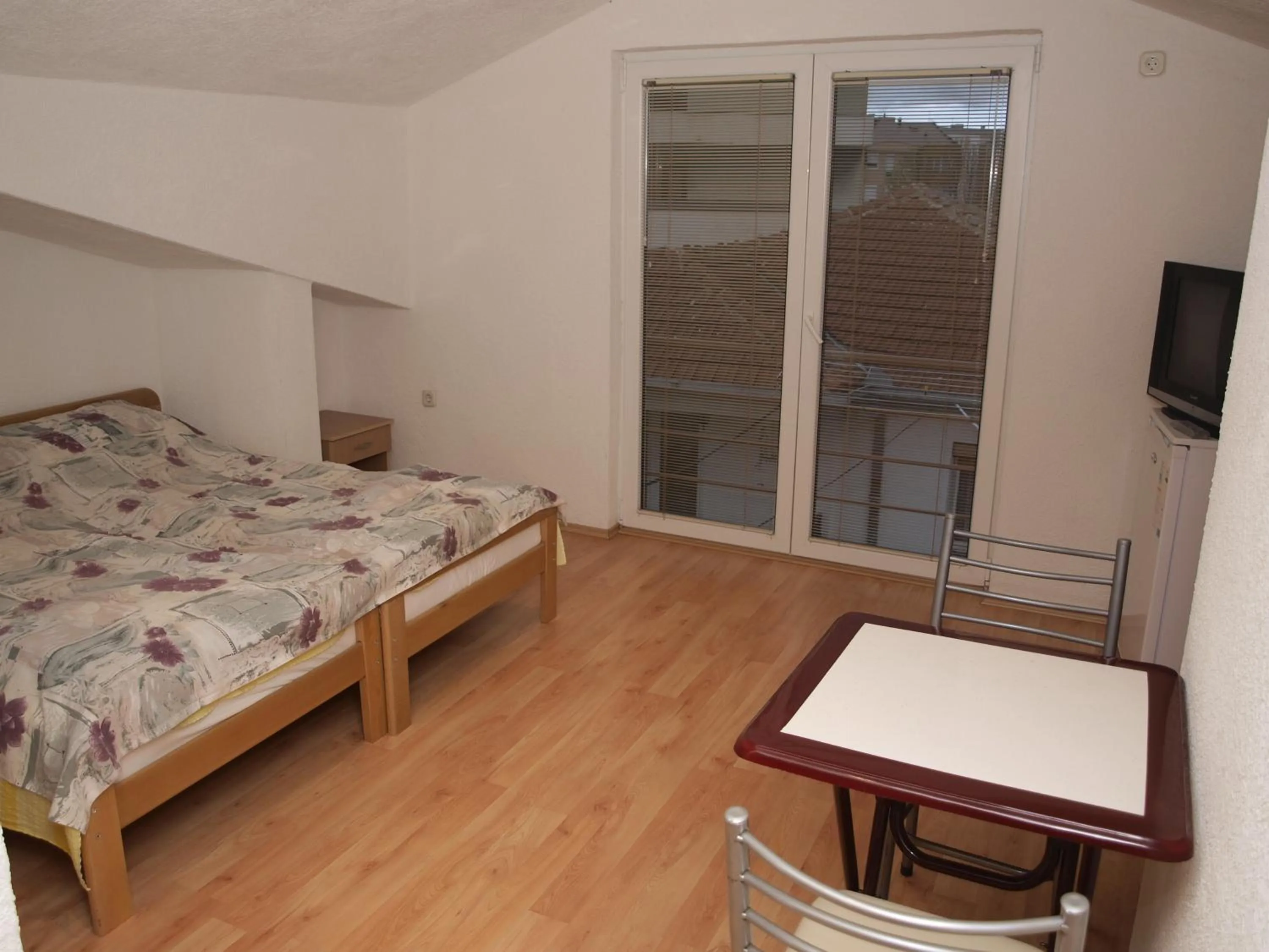 Photo of the whole room, Bed in Bogdanoski Studios & Guest Rooms