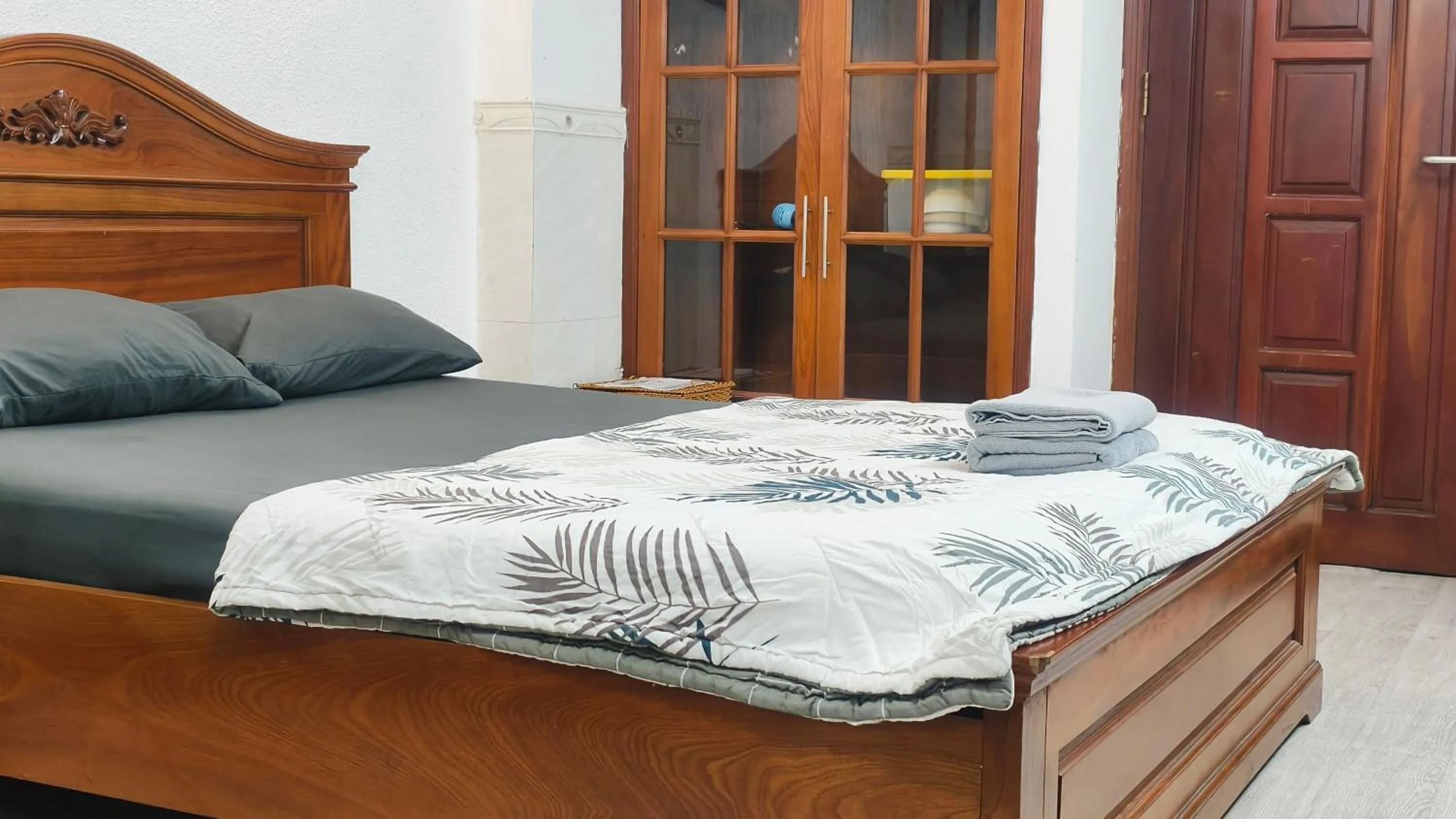 Bed in Sen Vivian Home