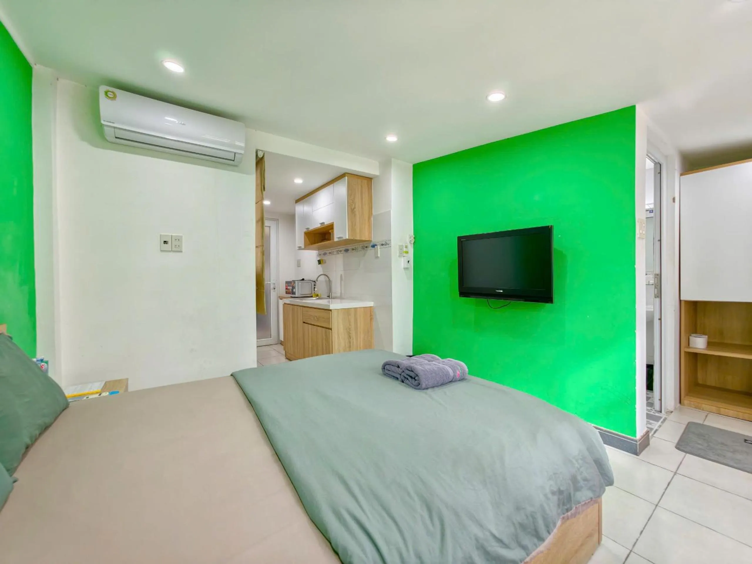 Bed in Sen Vivian Home