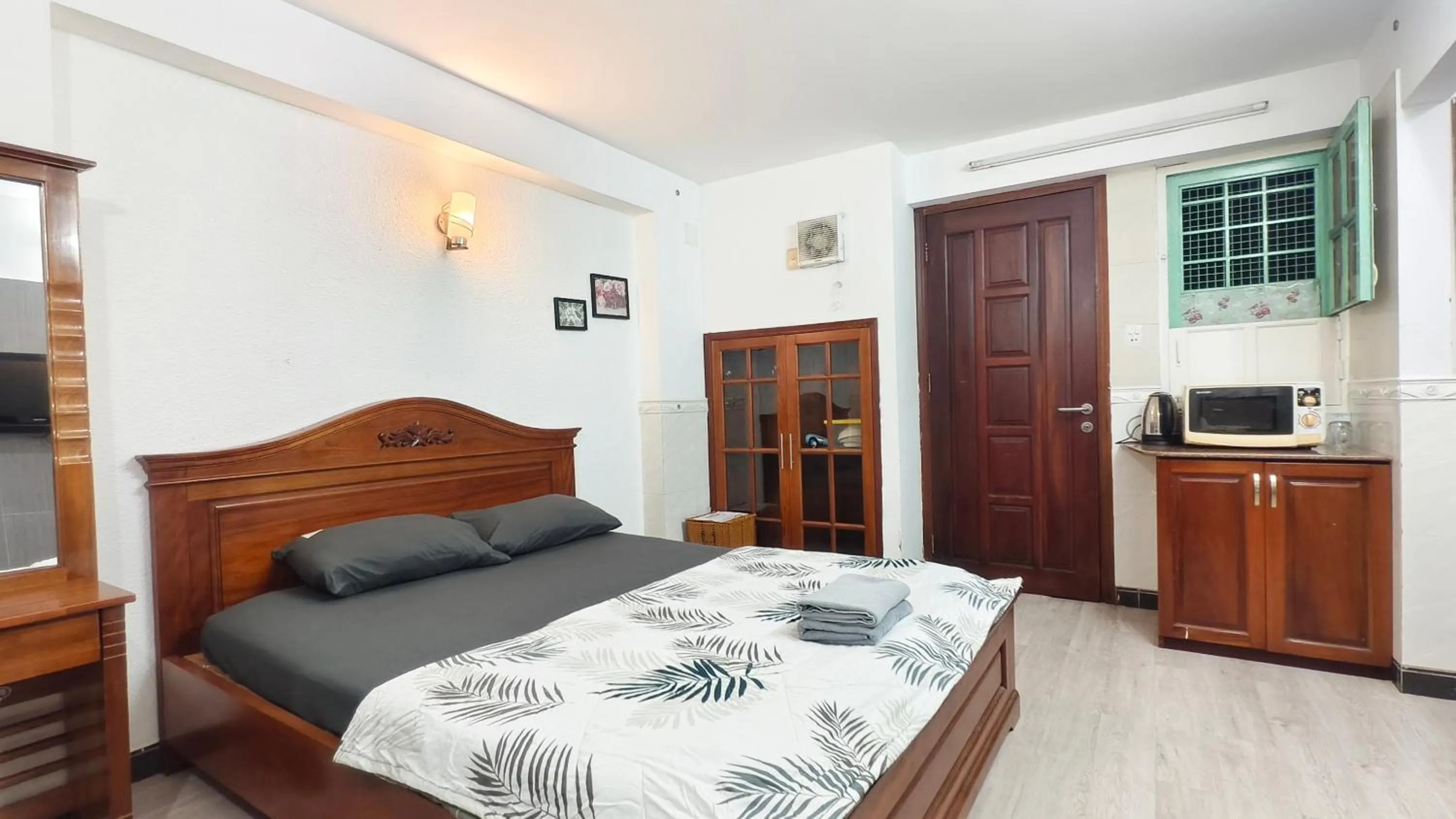 Bed in Sen Vivian Home