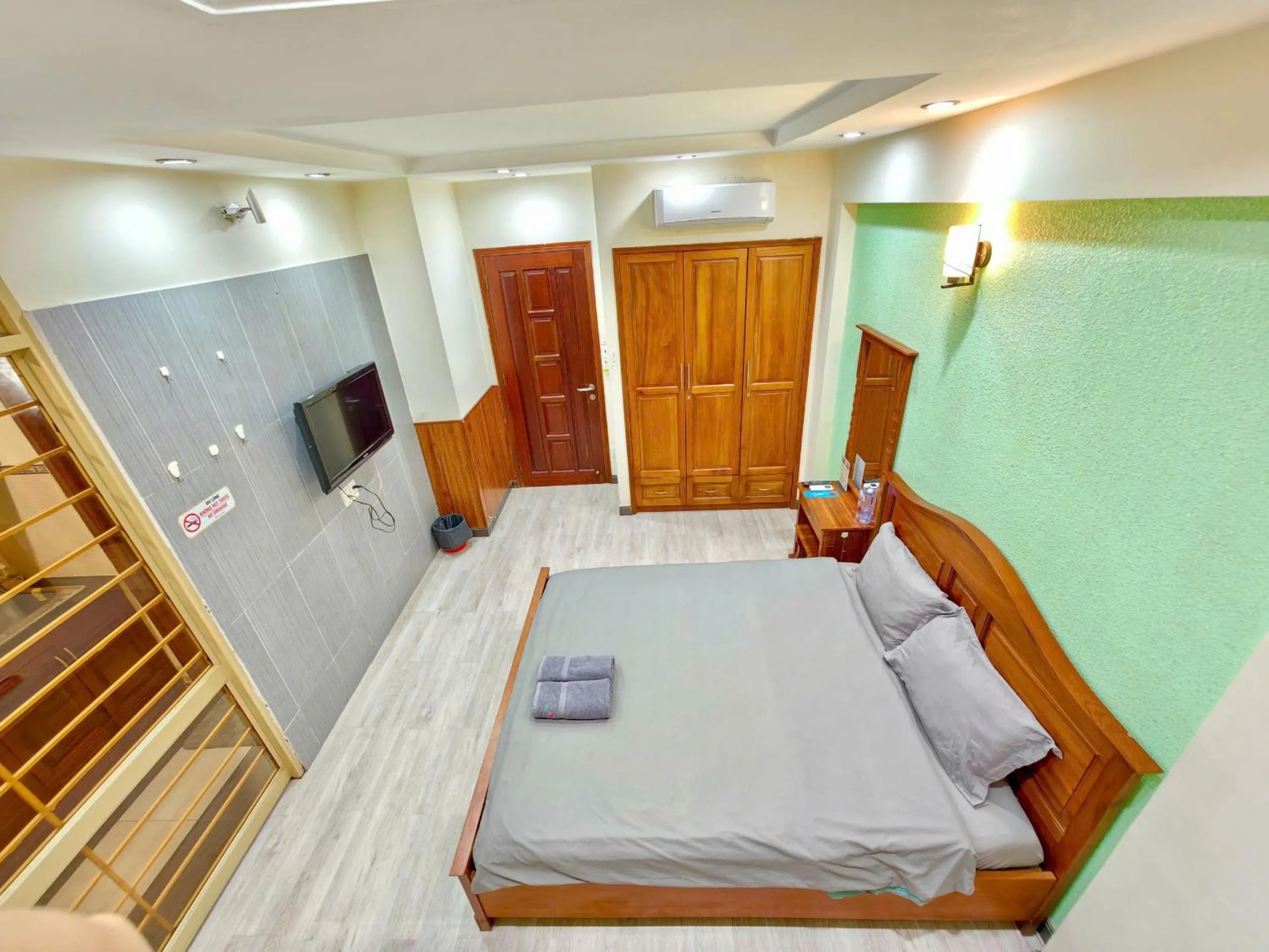 Bed in Sen Vivian Home