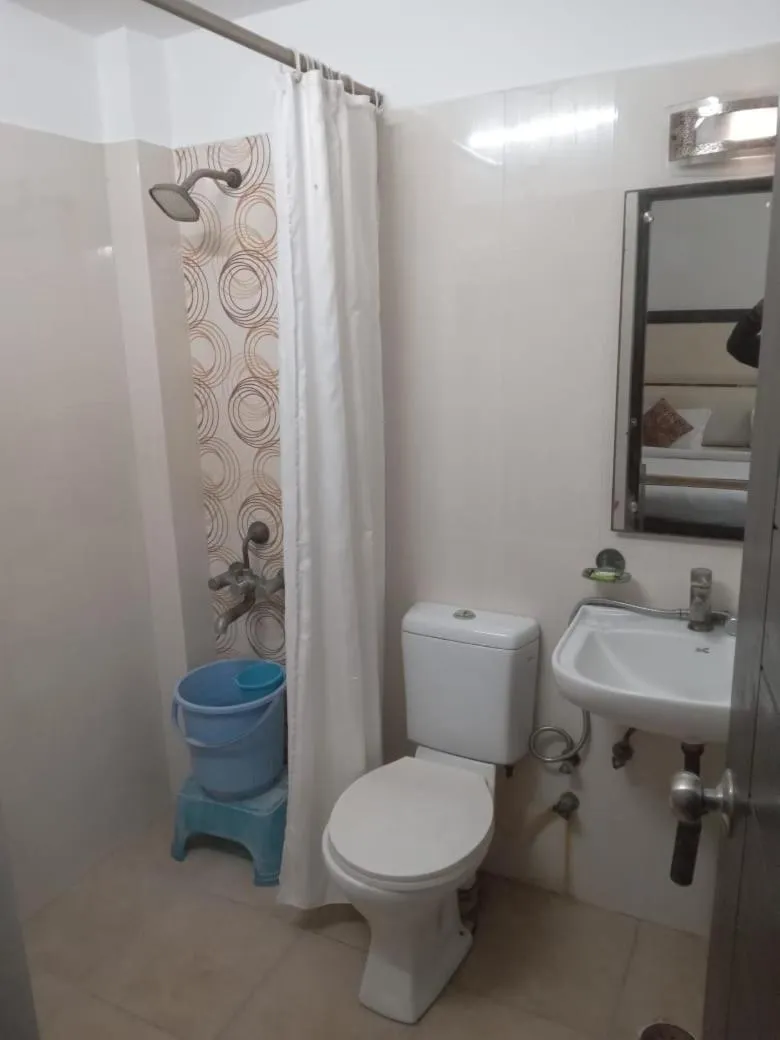 Mani Ram Palace Hotel & Restaurant