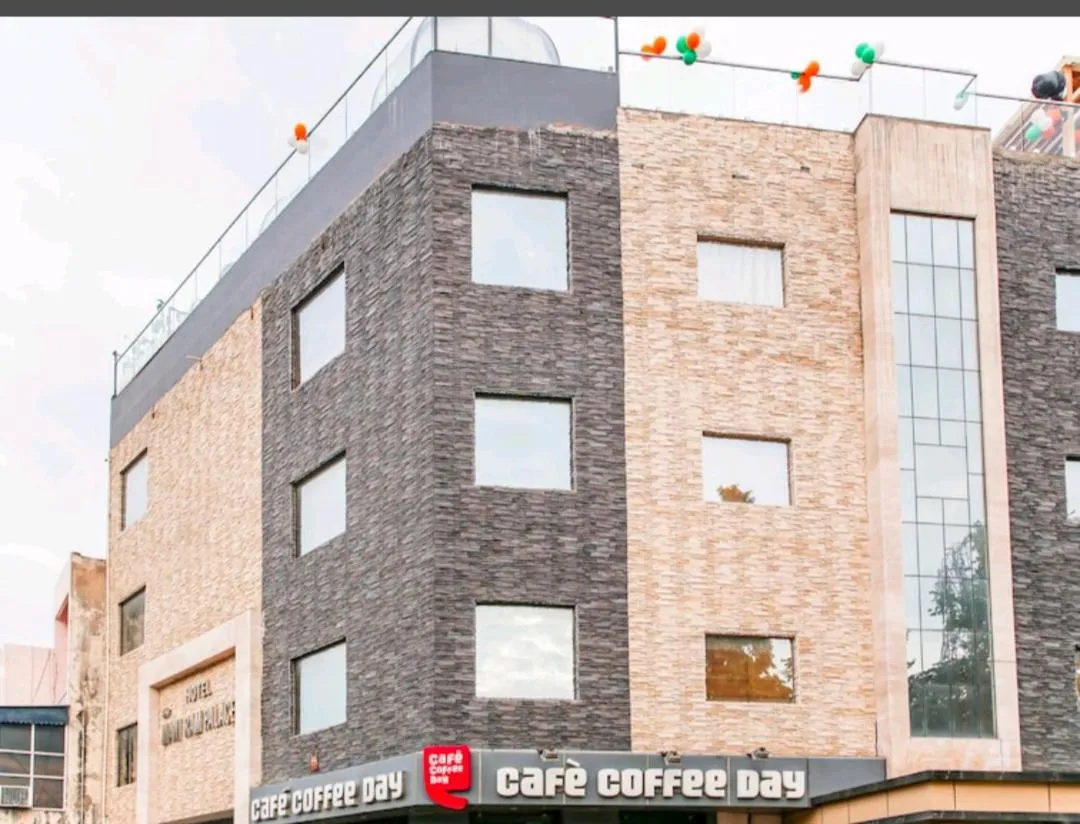 Mani Ram Palace Hotel & Restaurant