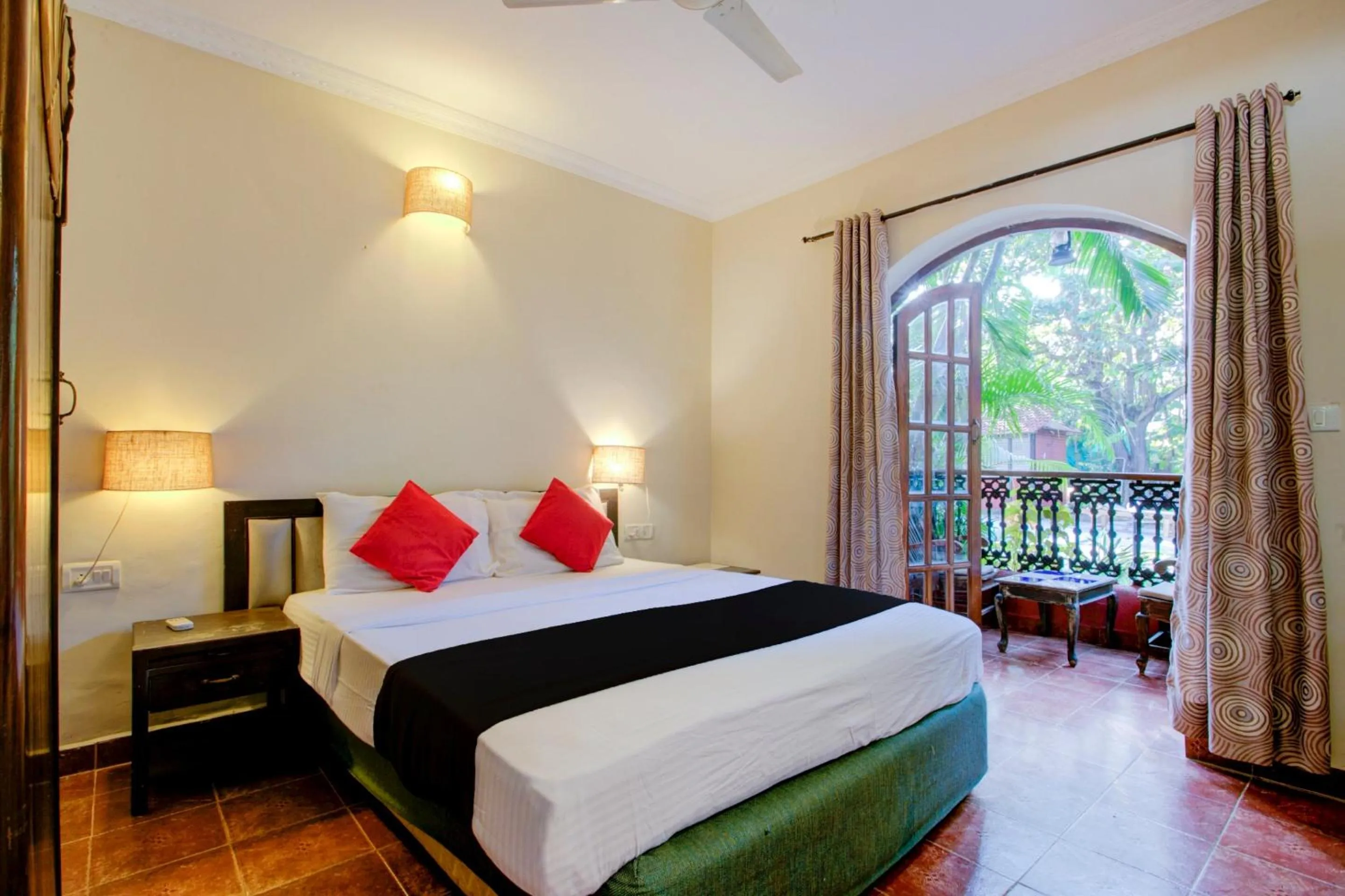 Bedroom, Bed in Sea Breeze Beach, Calangute, Goa