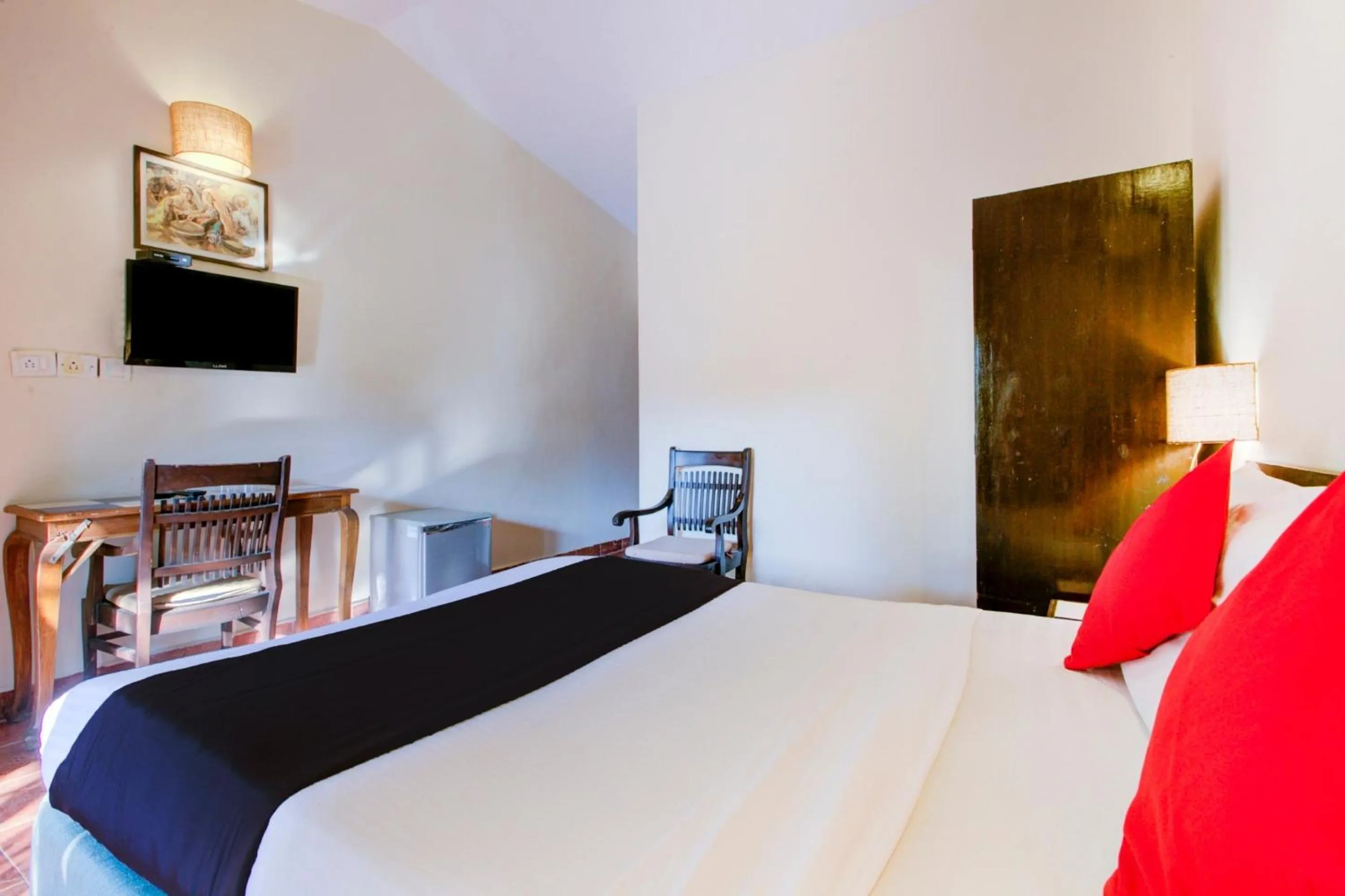 Bedroom, Bed in Sea Breeze Beach, Calangute, Goa