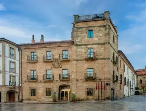 Palacio de Avilés Affiliated by Meliá Palacio de Avilés Affiliated by Meliá