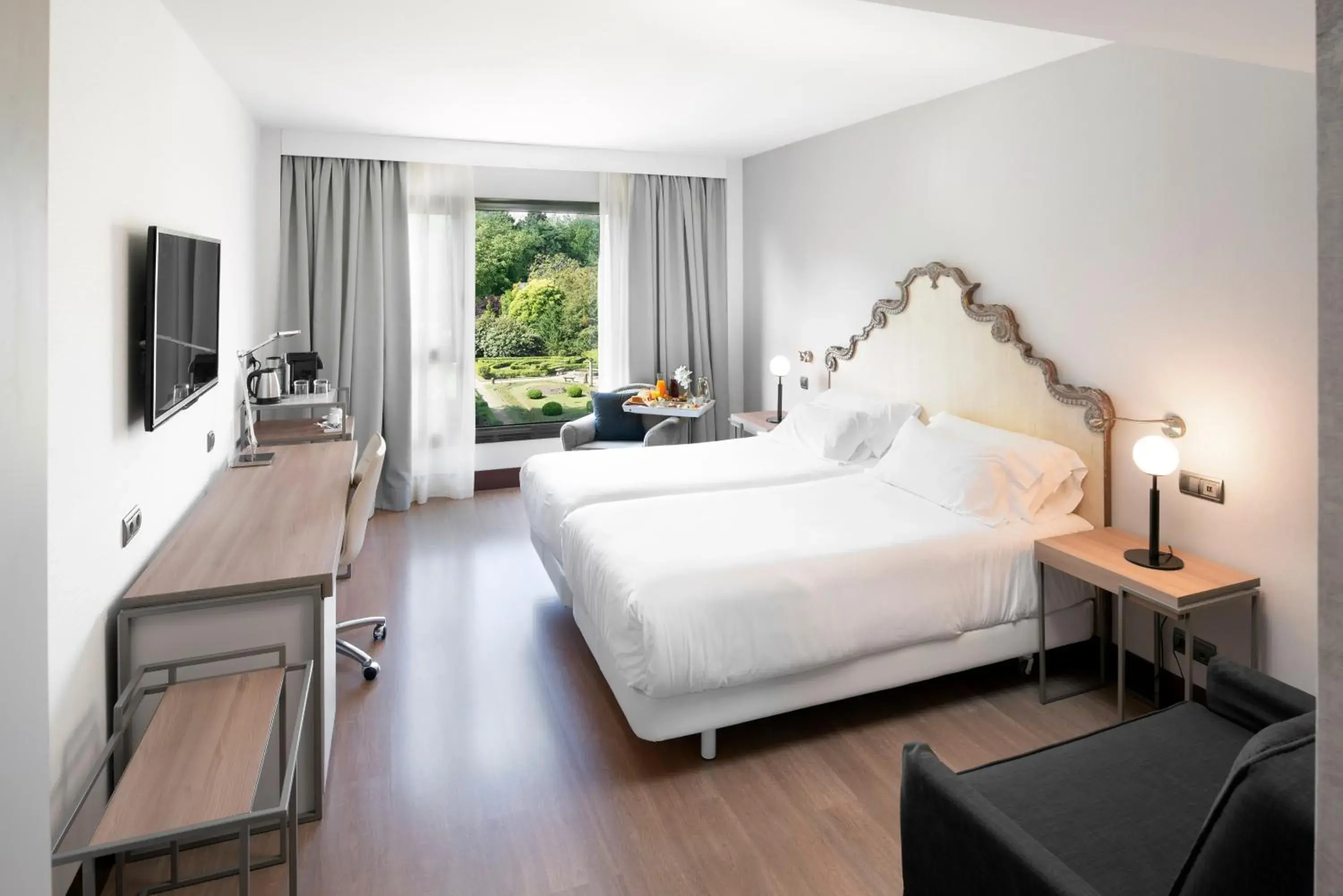Bedroom, Bed in Palacio de Aviles Affiliated By Melia Bedroom, Bed in Palacio de Aviles Affiliated By Melia