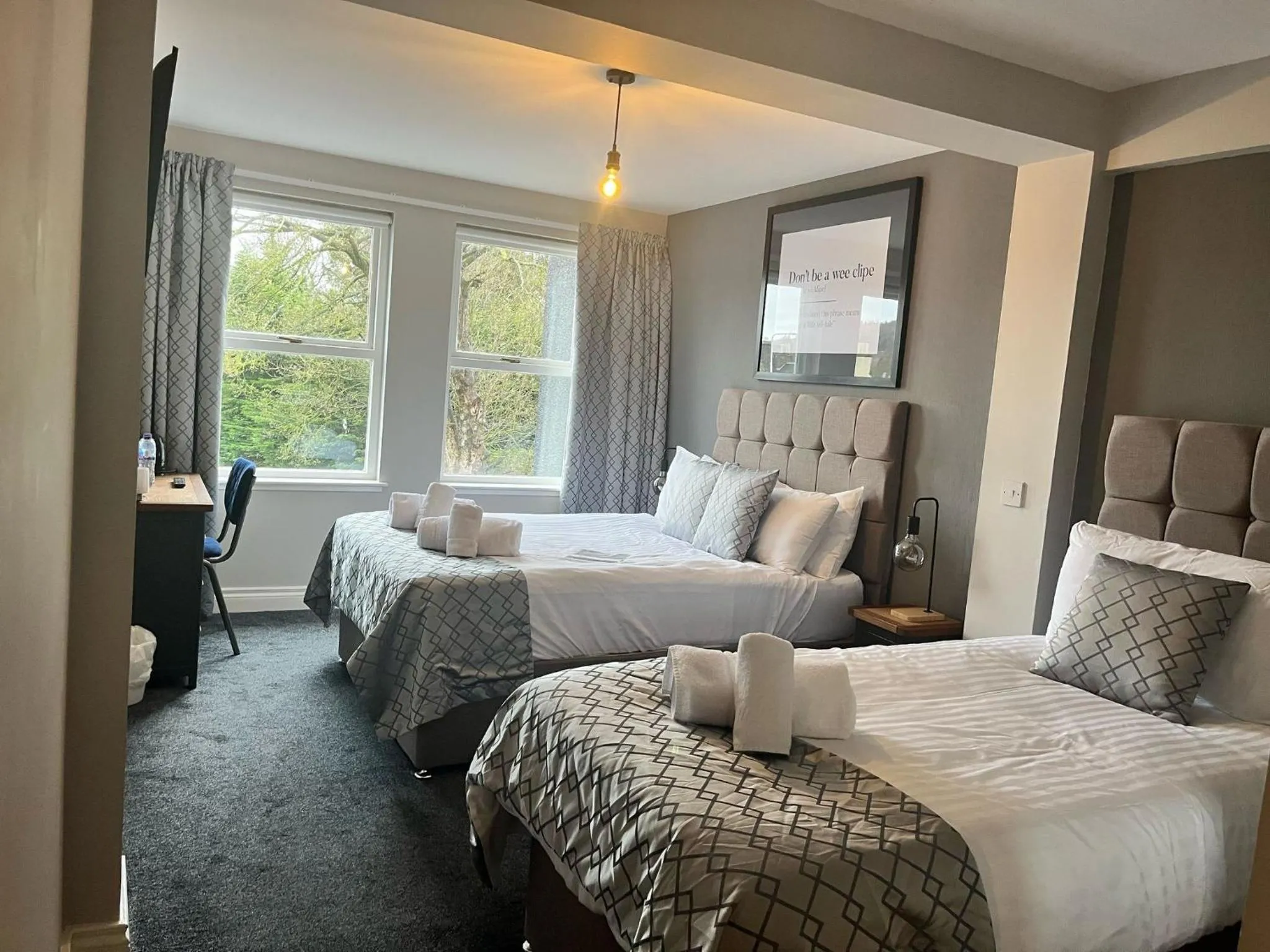 Bed in Laurel Bank Hotel