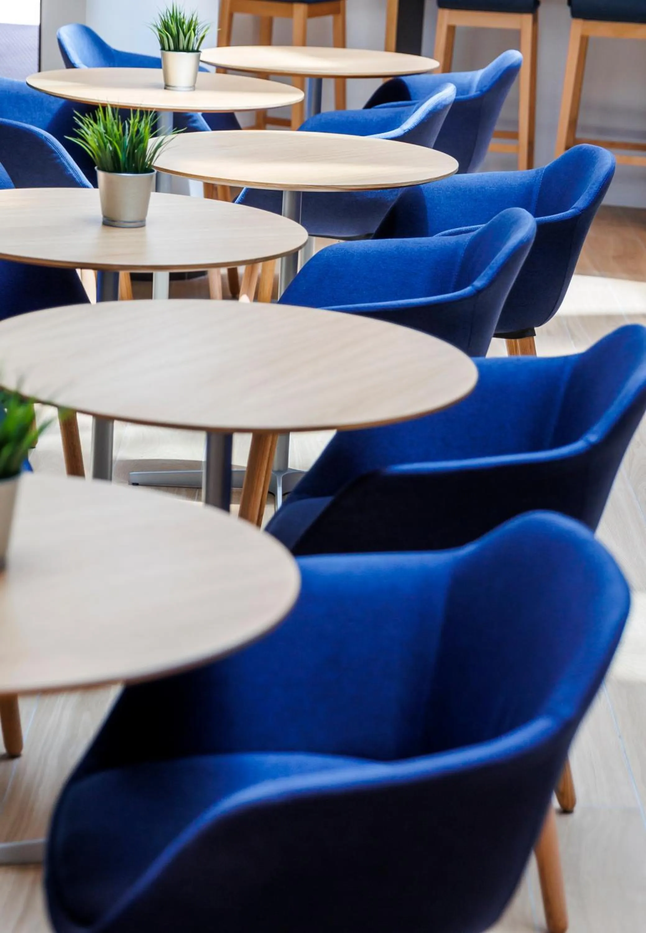 Seating area in Hotel Logroño Parque