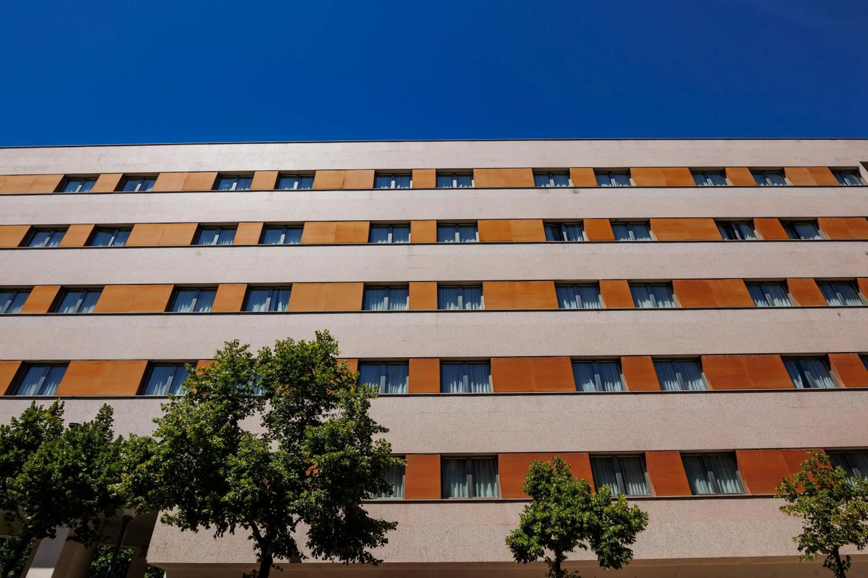 Property building in Holiday Inn Express Logroño Rioja by IHG