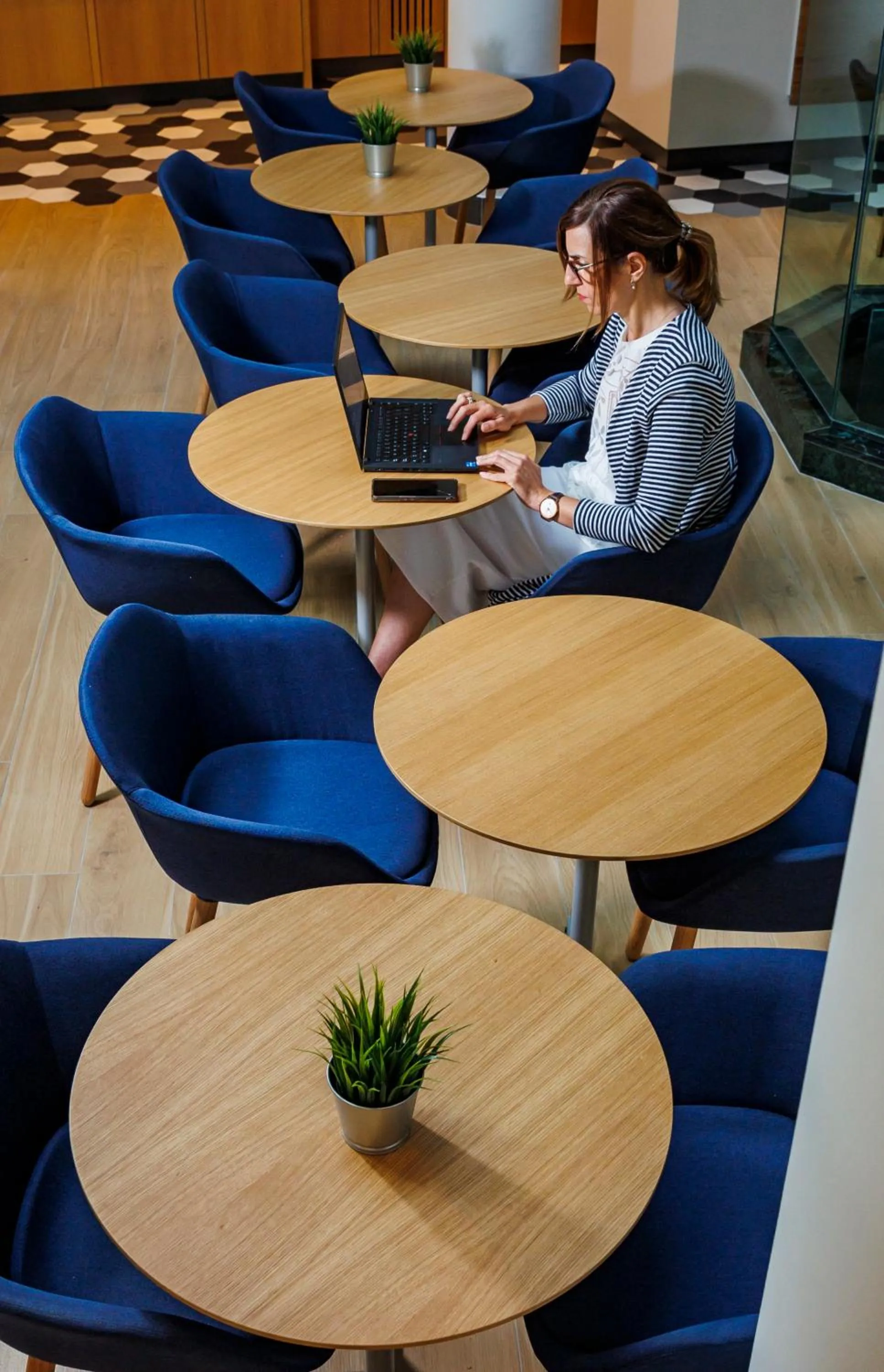 Seating area in Hotel Logroño Parque