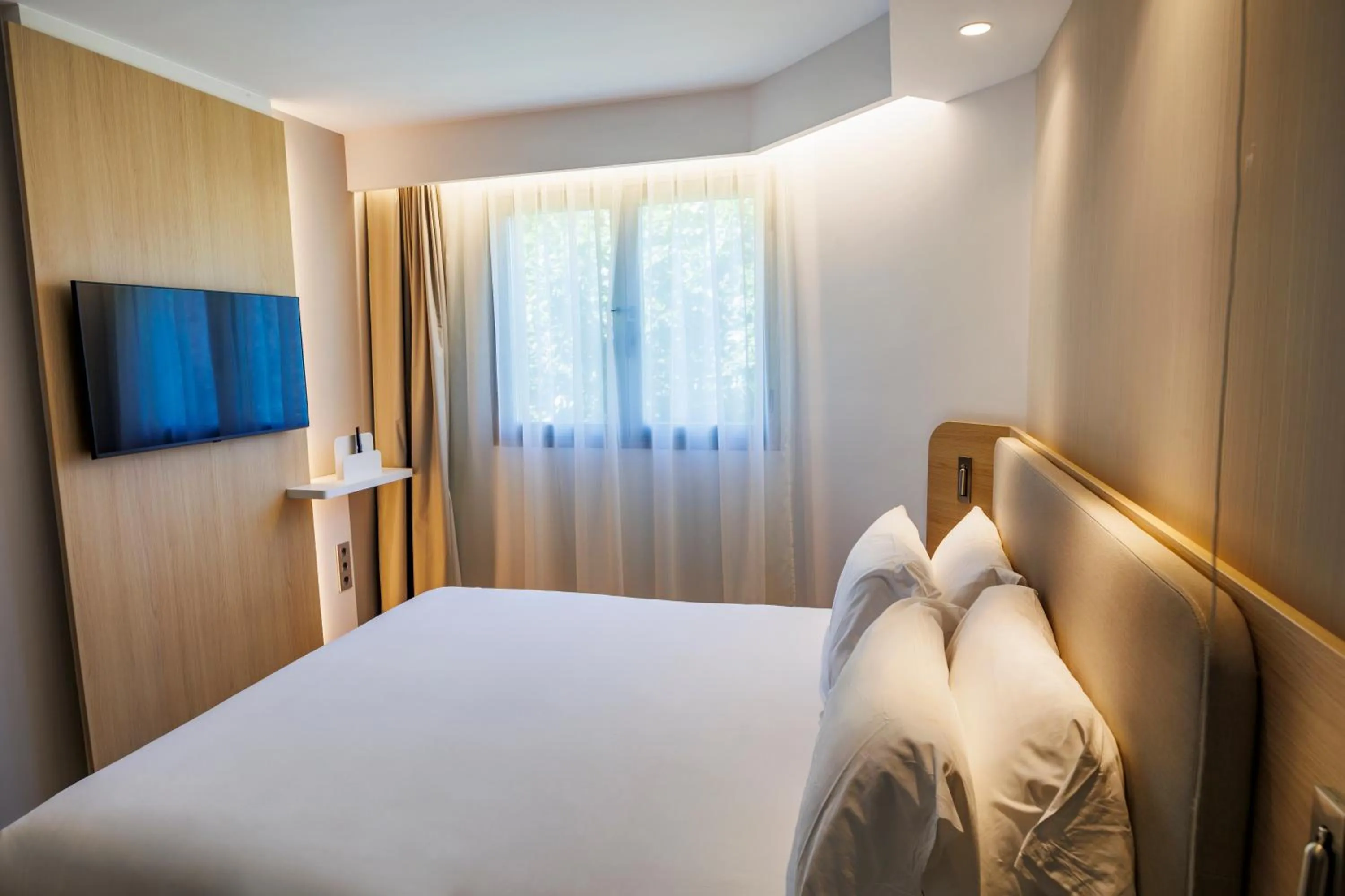 Bedroom, Bed in Holiday Inn Express Logroño Rioja by IHG