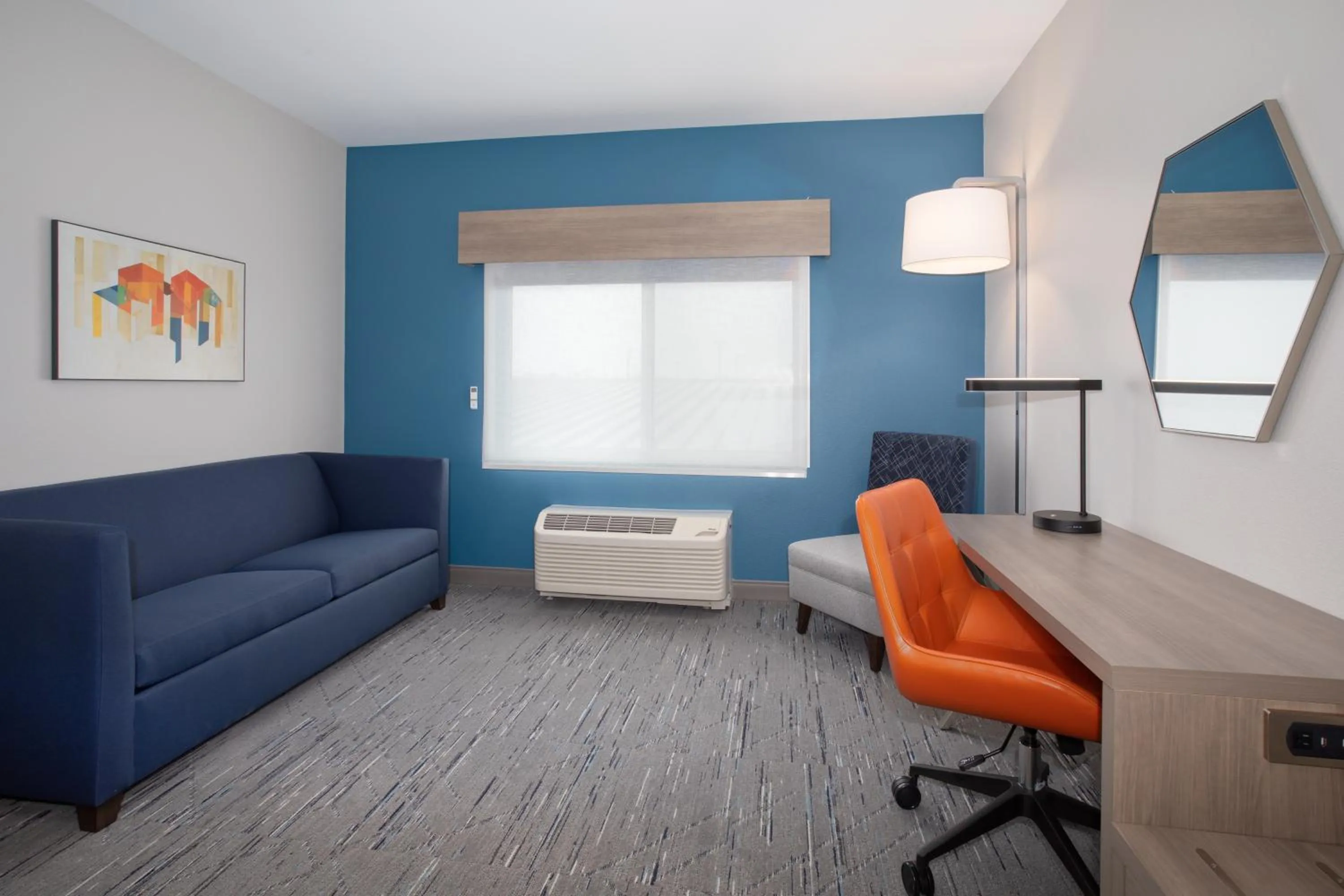 Seating area in Holiday Inn Express & Suites - Meridian - Boise West by IHG