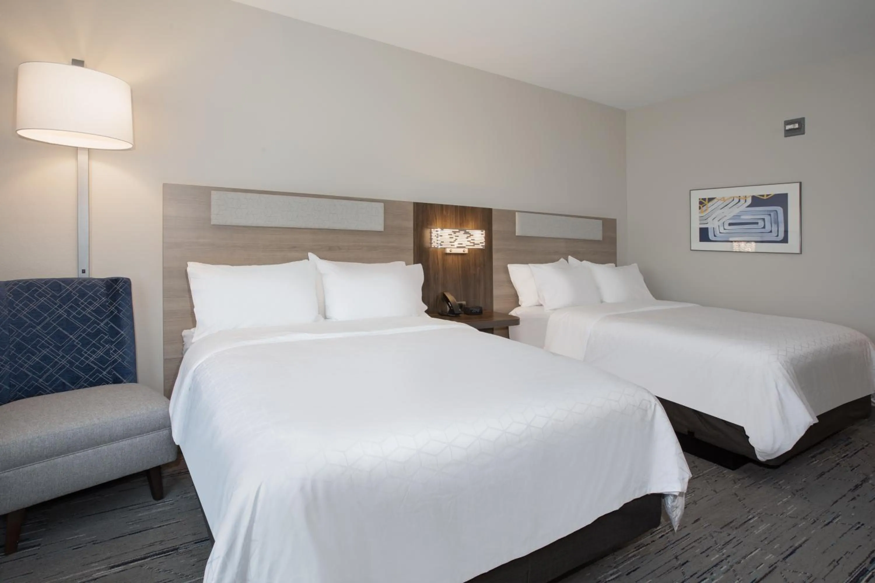 Bedroom, Bed in Holiday Inn Express & Suites - Meridian - Boise West by IHG