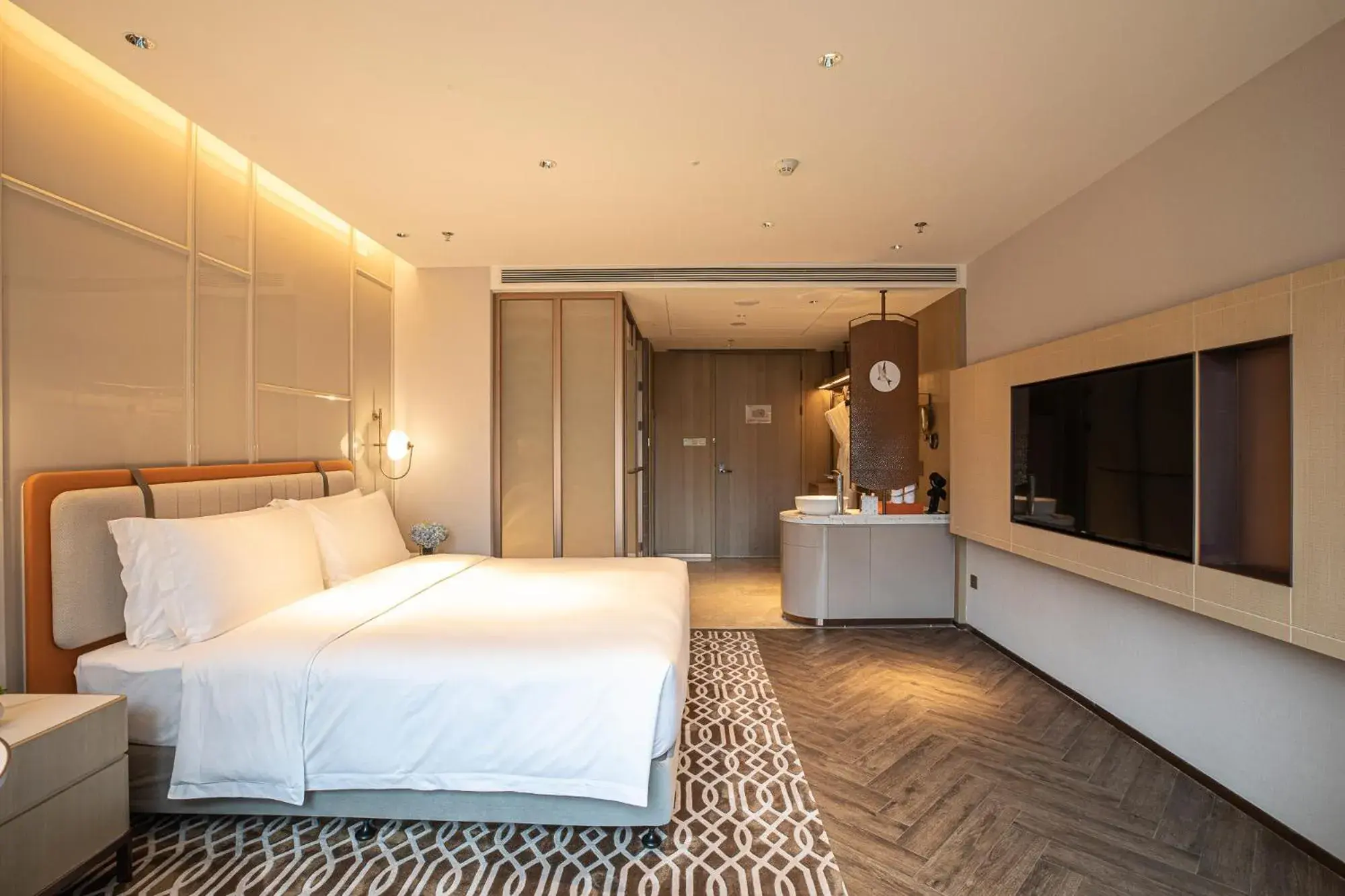 Photo of the whole room, Bed in Voco Chongqing Chaotianmen Photo of the whole room, Bed in Voco Chongqing Chaotianmen