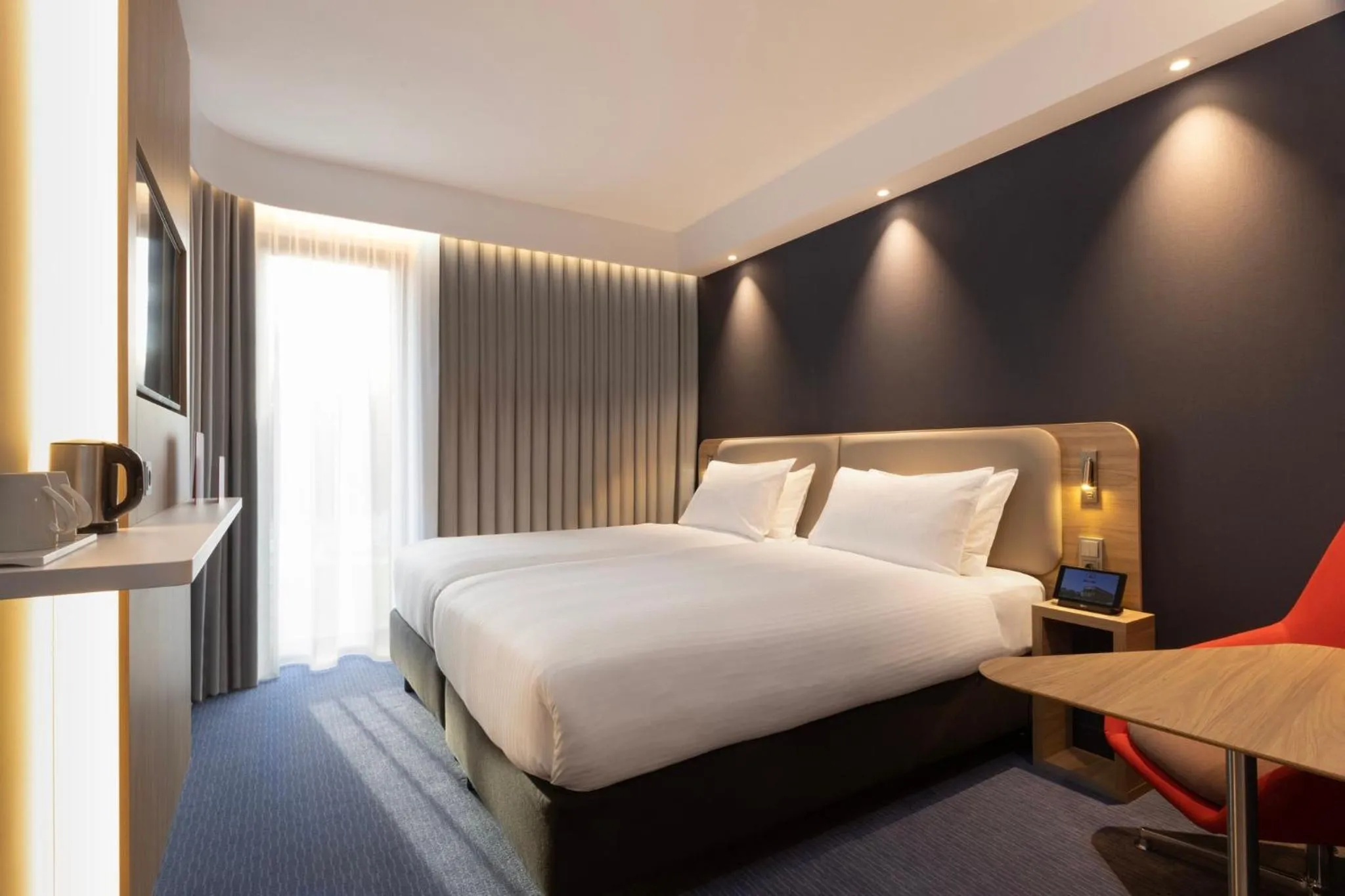Photo of the whole room, Bed in Holiday Inn Express & Suites - Deventer by IHG