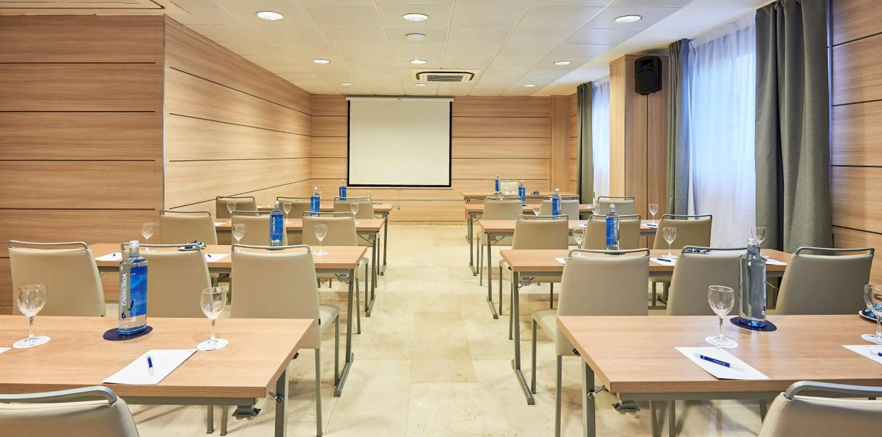 Meeting/conference room in NH Logroño Herencia Rioja