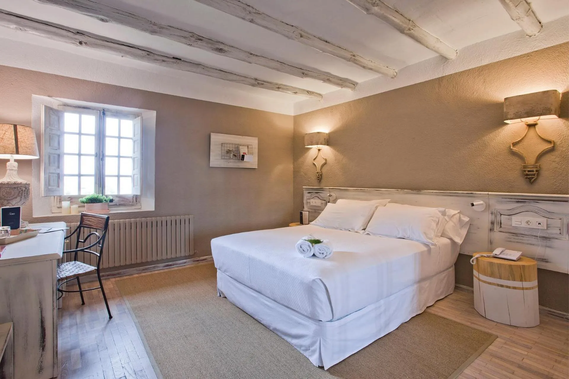 Bed in Hotel Luze El Toro