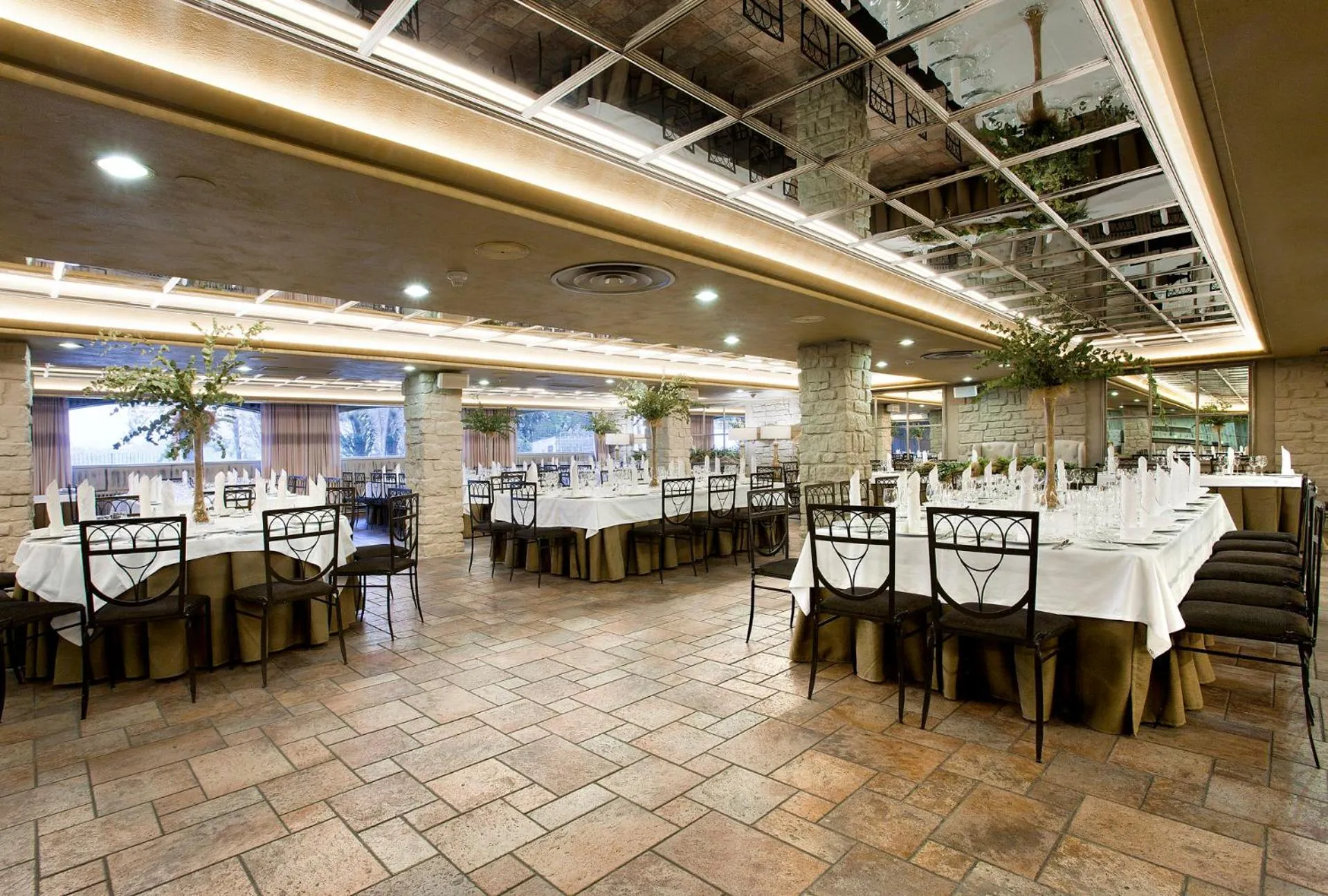 Banquet/Function facilities in Hotel Luze El Toro
