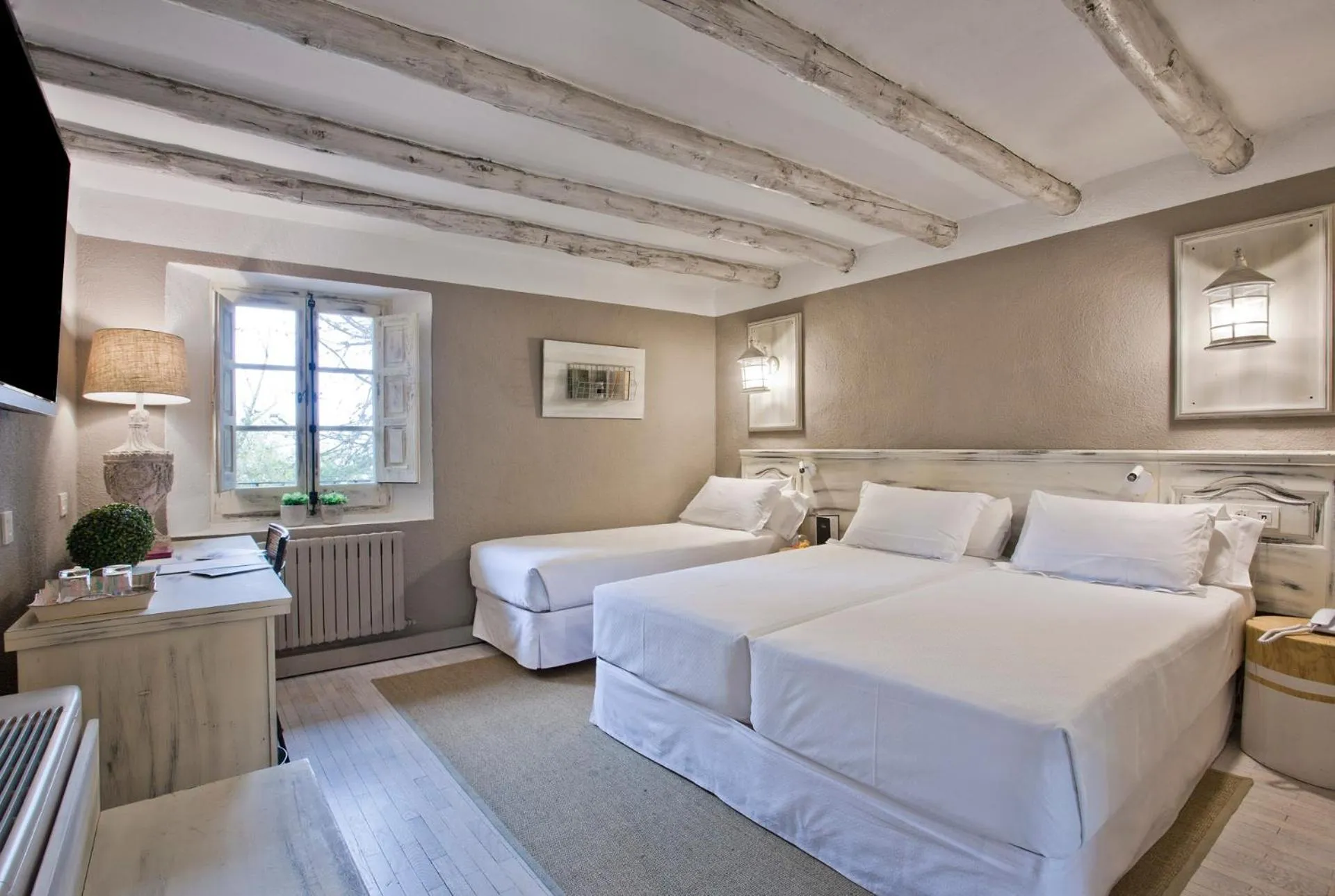 Bed in Hotel Luze El Toro