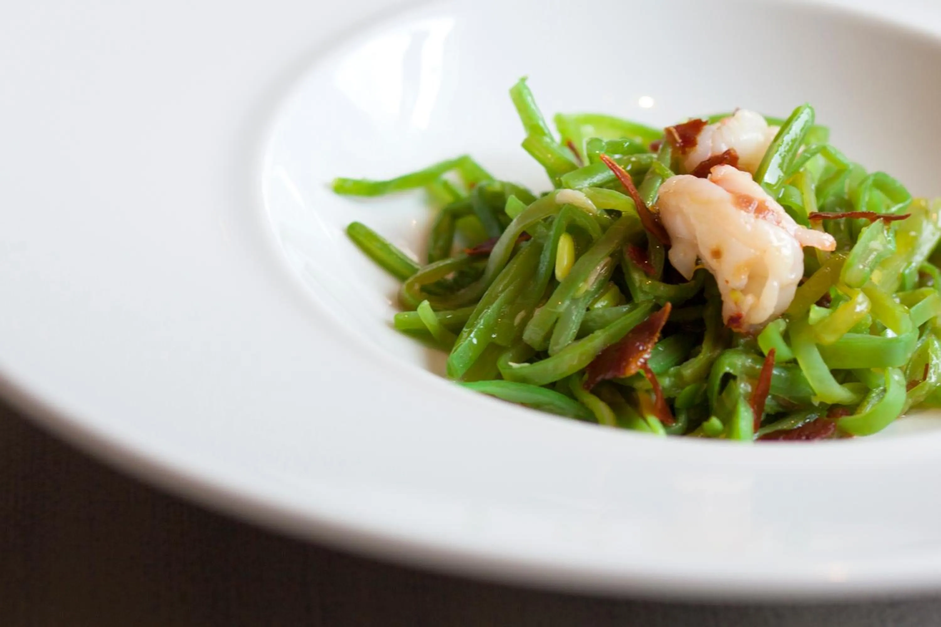 Restaurant/places to eat in Hotel Luze El Toro