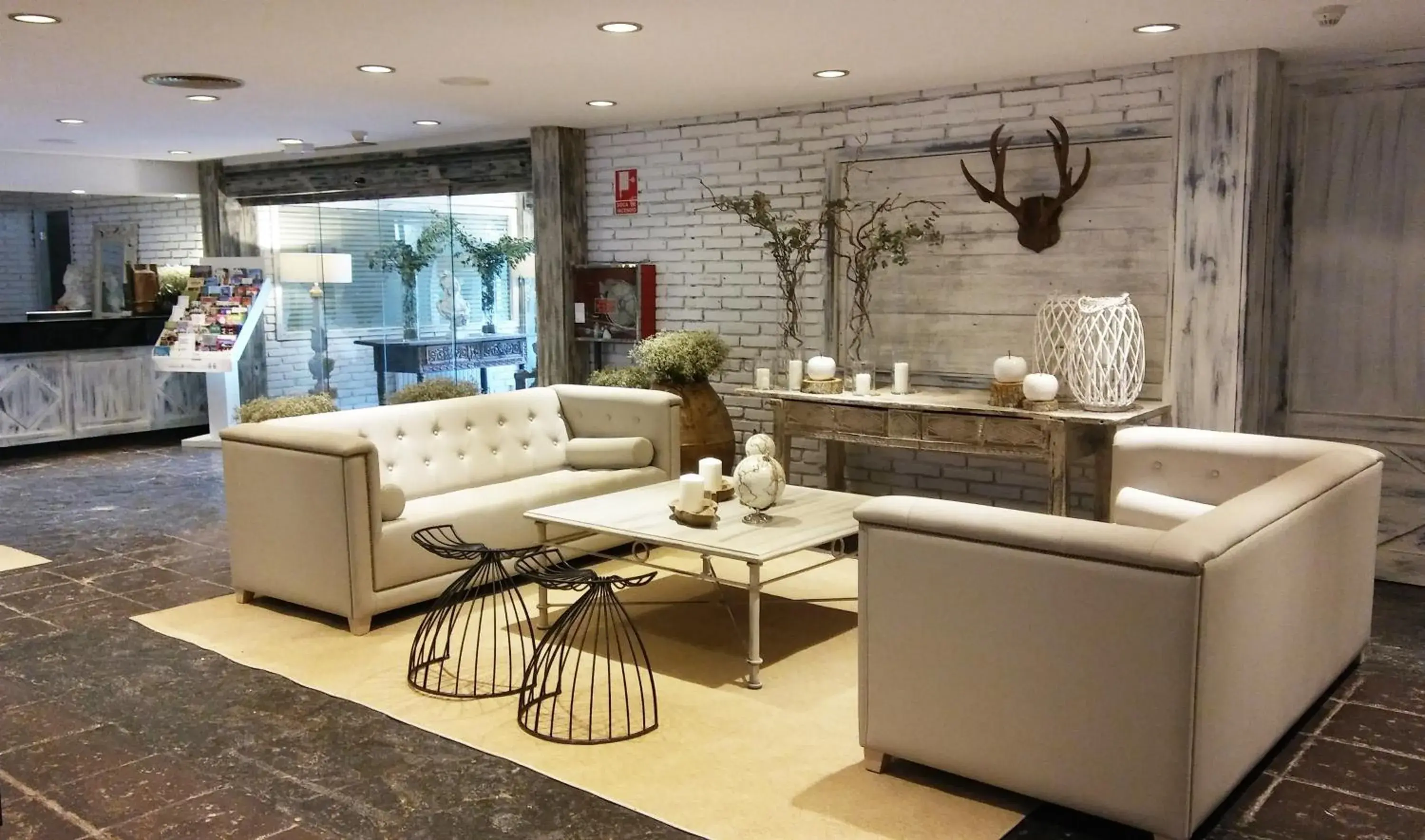 Lobby or reception in Hotel Luze El Toro Lobby or reception in Hotel Luze El Toro