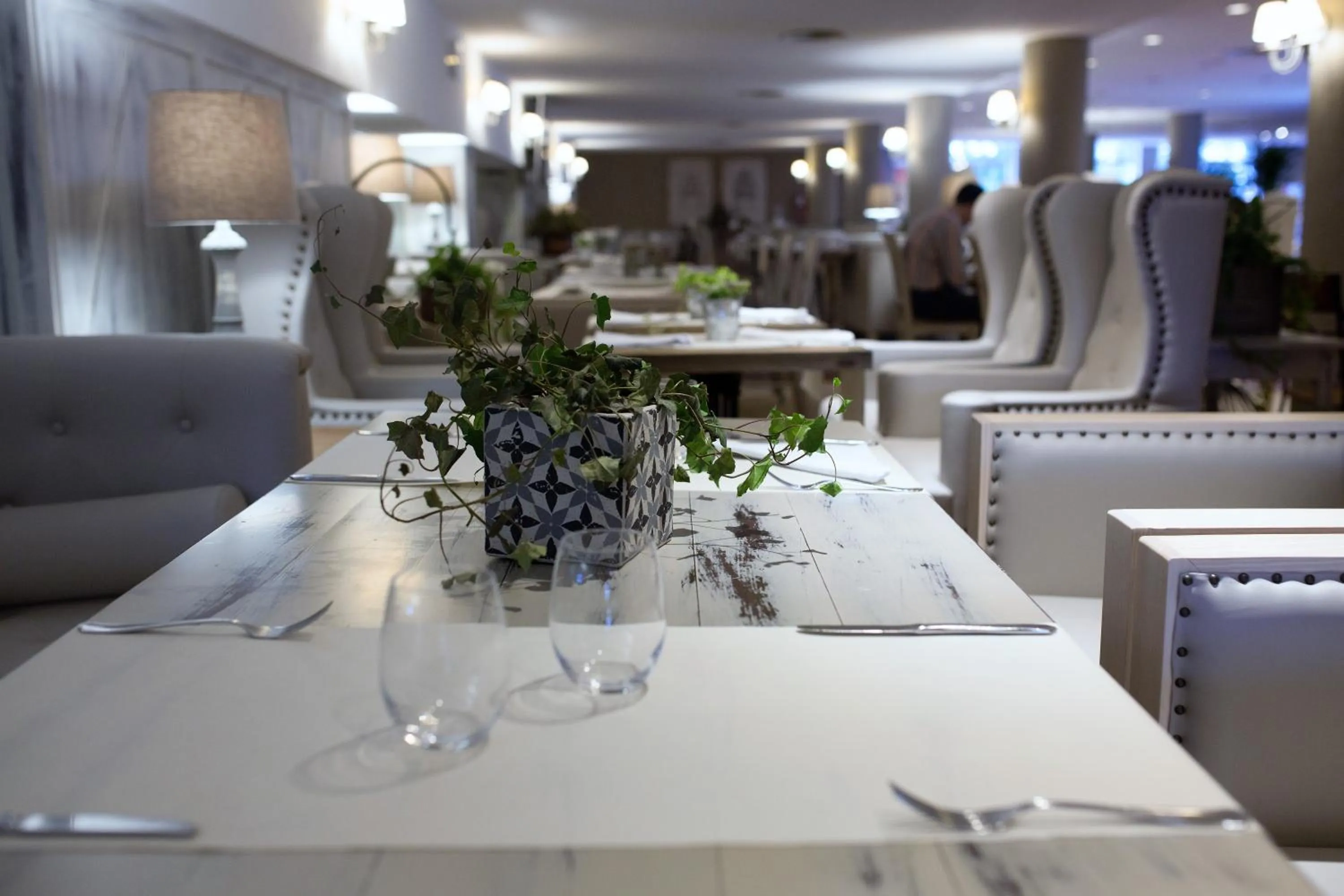 Restaurant/places to eat in Hotel Luze El Toro