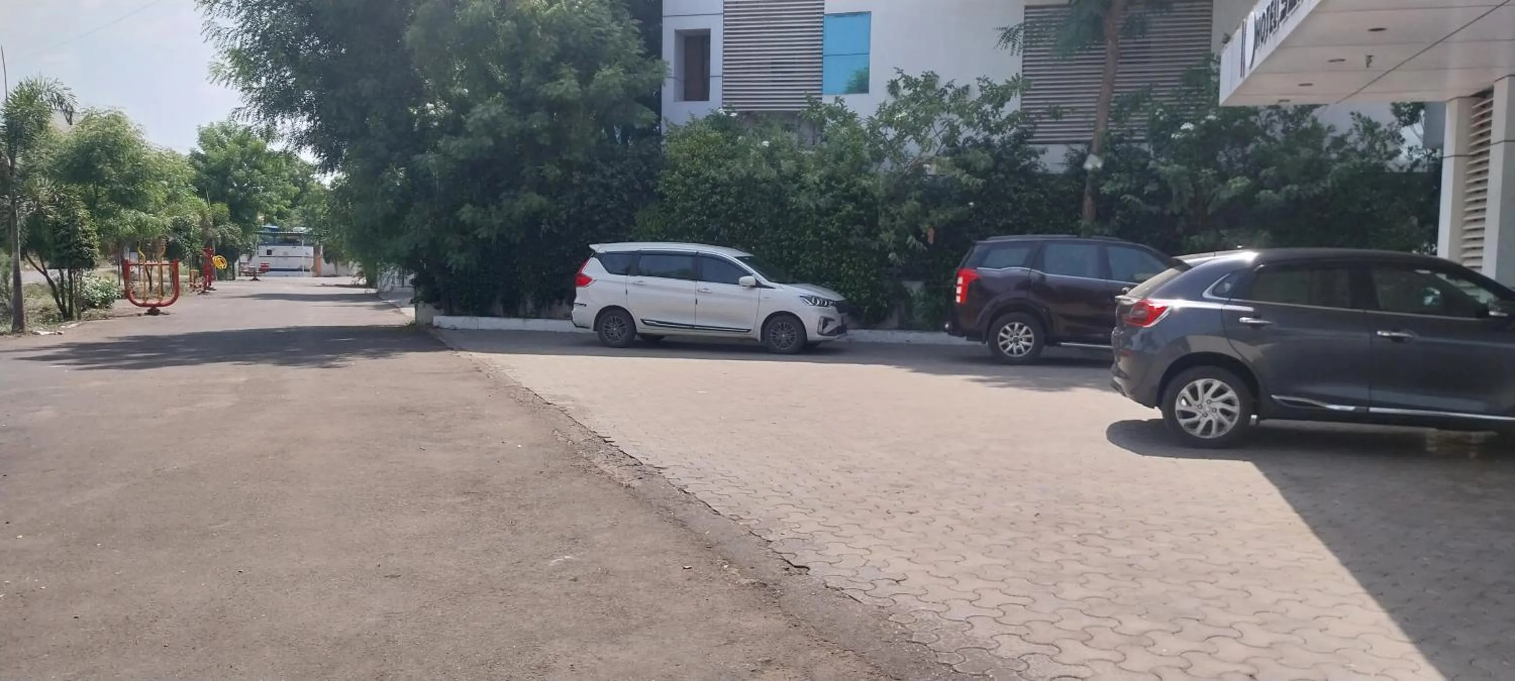 Parking in SAI SRUSHTI by NEEM SQUARE