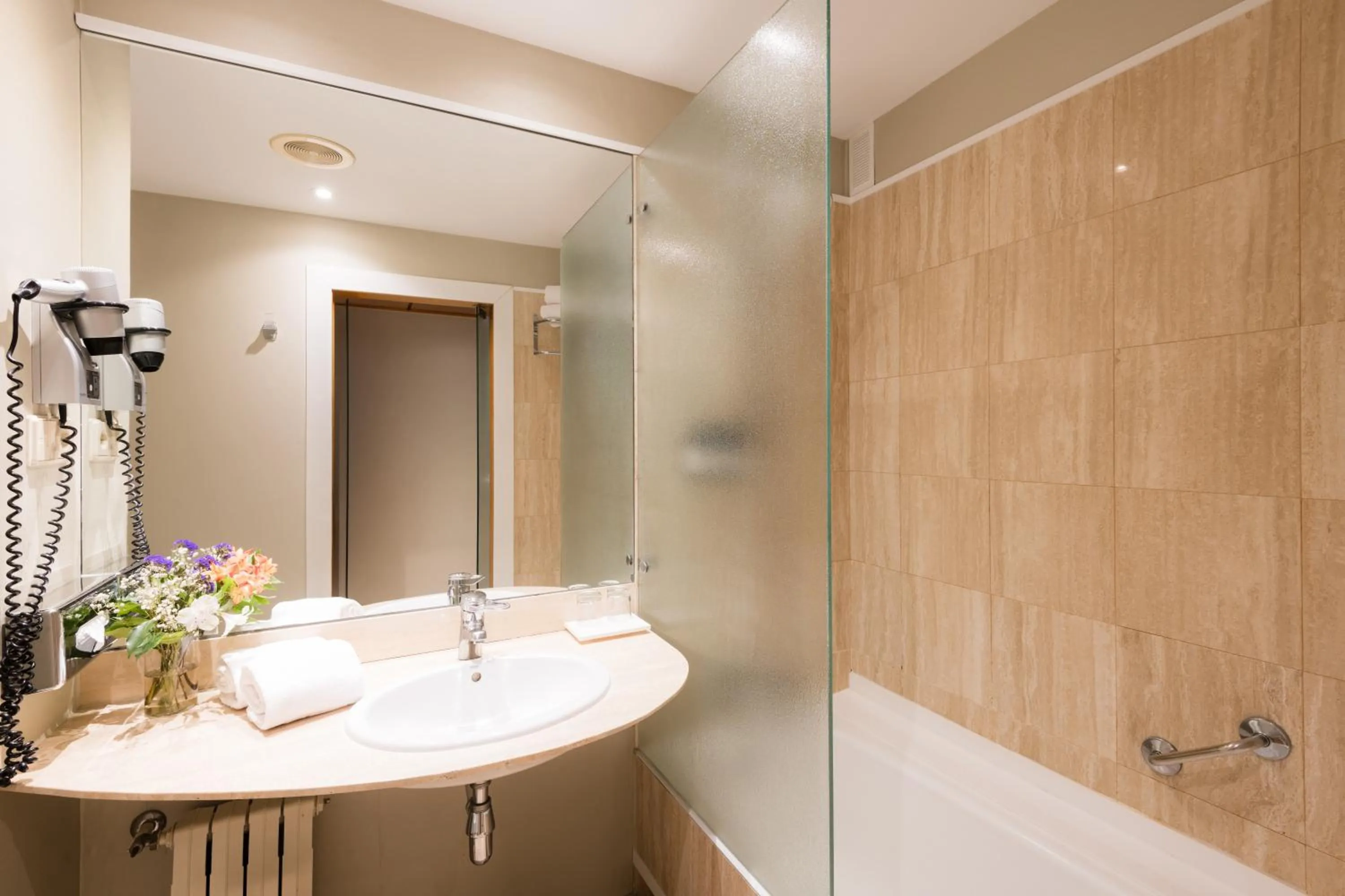 Bathroom in Hotel Ciudad de Valladolid