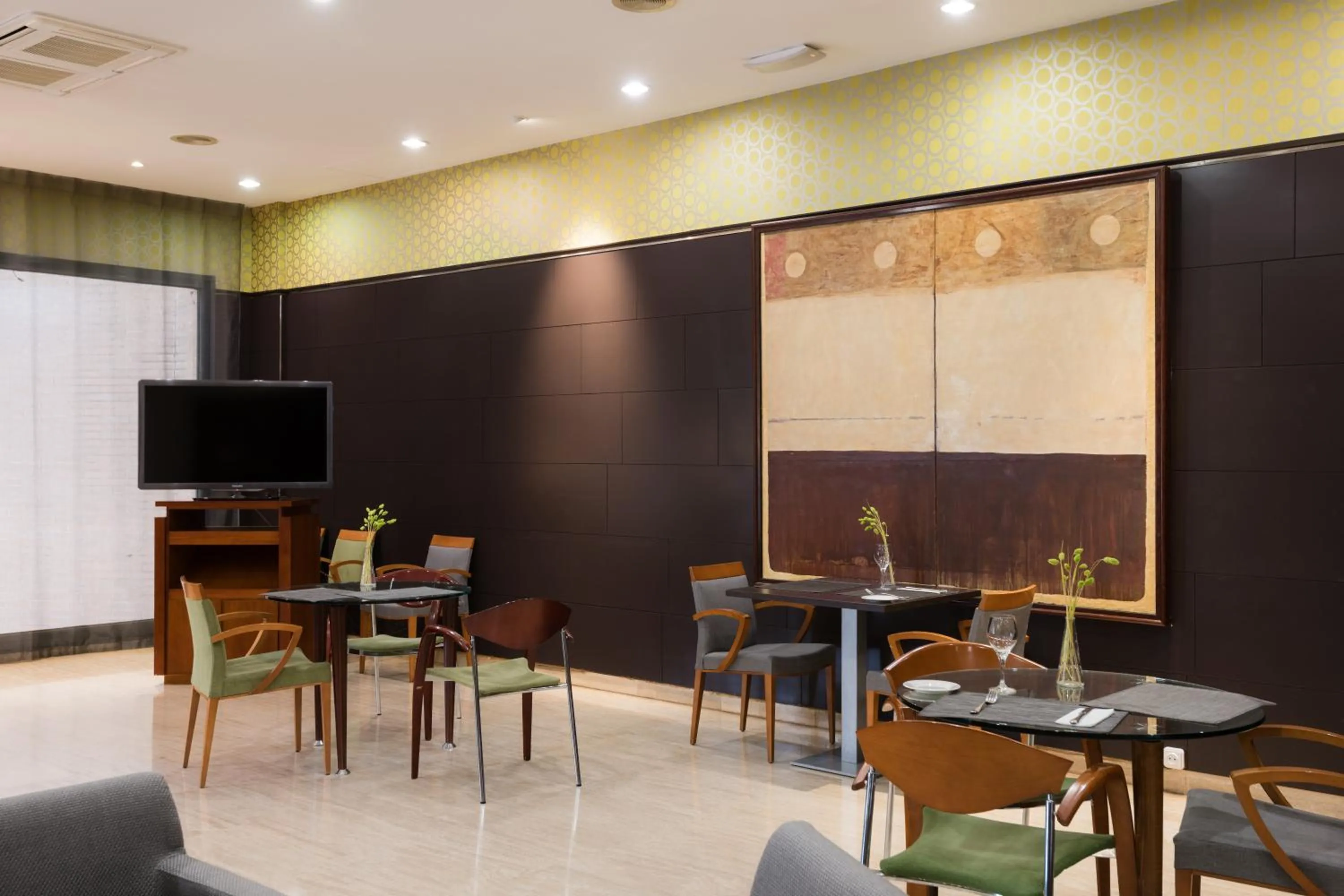 Lounge or bar in Hotel Ciudad de Valladolid