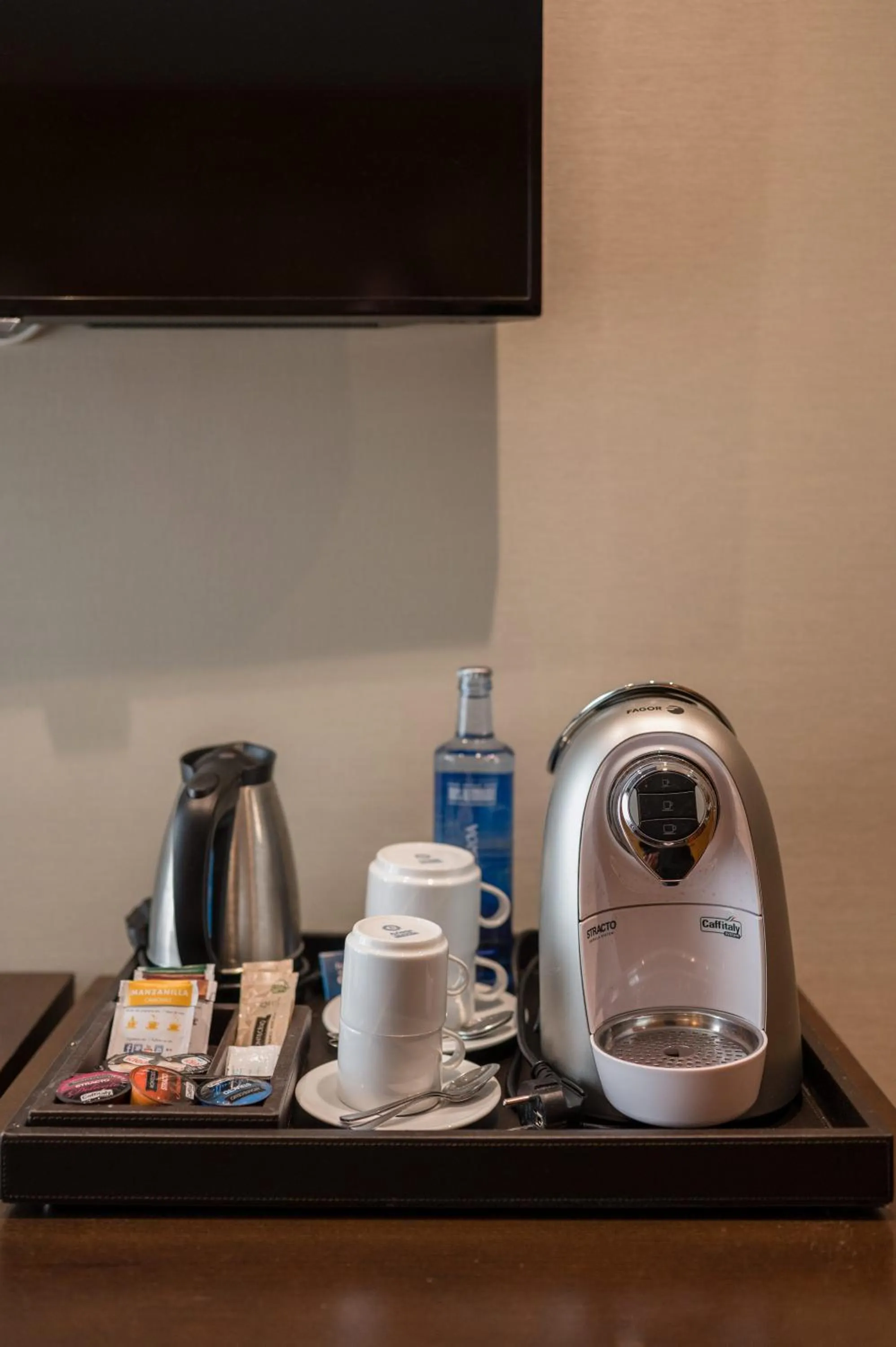 Coffee/tea facilities in Hotel Ciudad de Valladolid