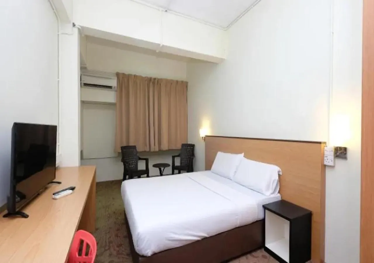 Standard King Room in Hotel 75 Temerloh
