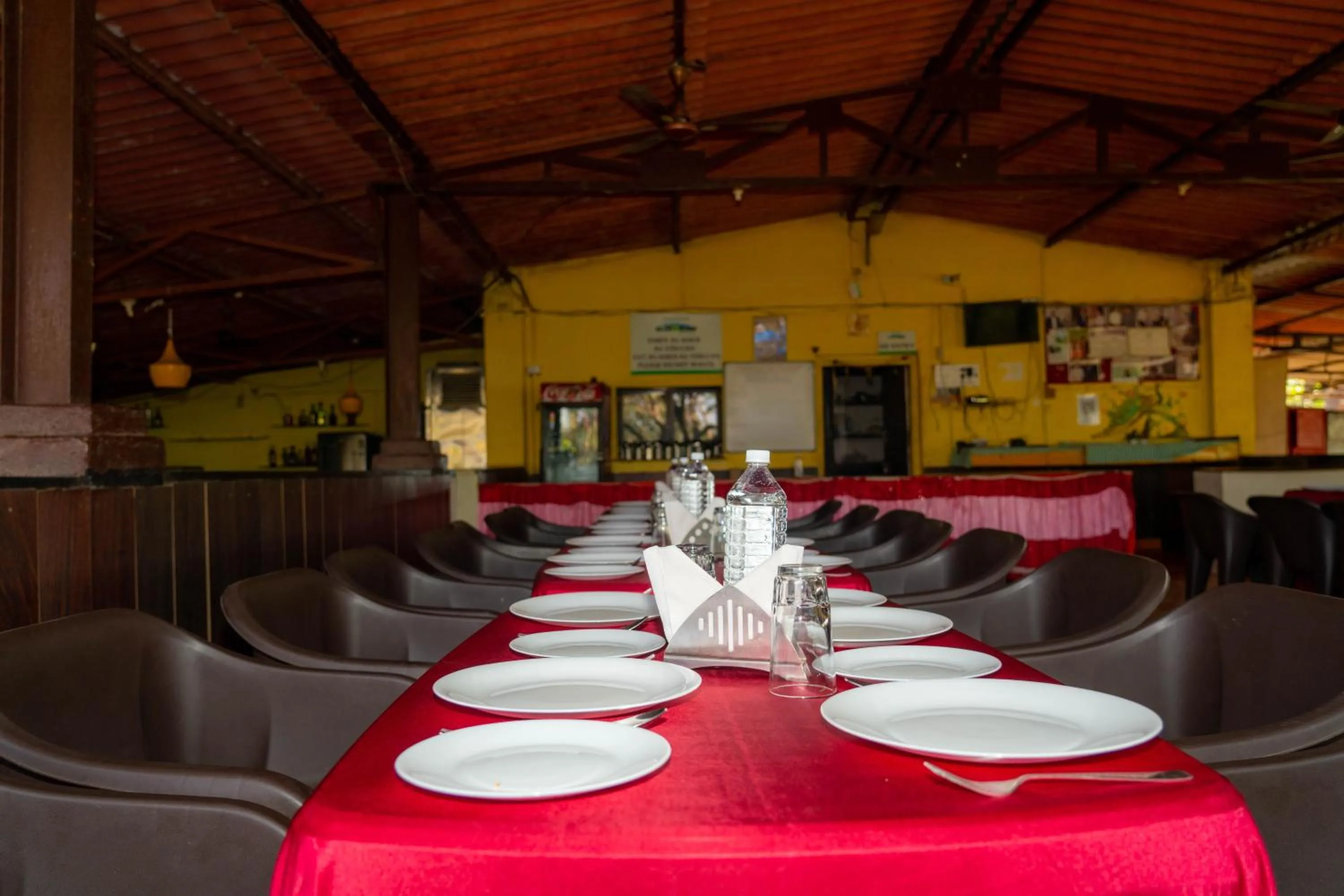 Restaurant/places to eat in Wild Camp- The Nature Resort