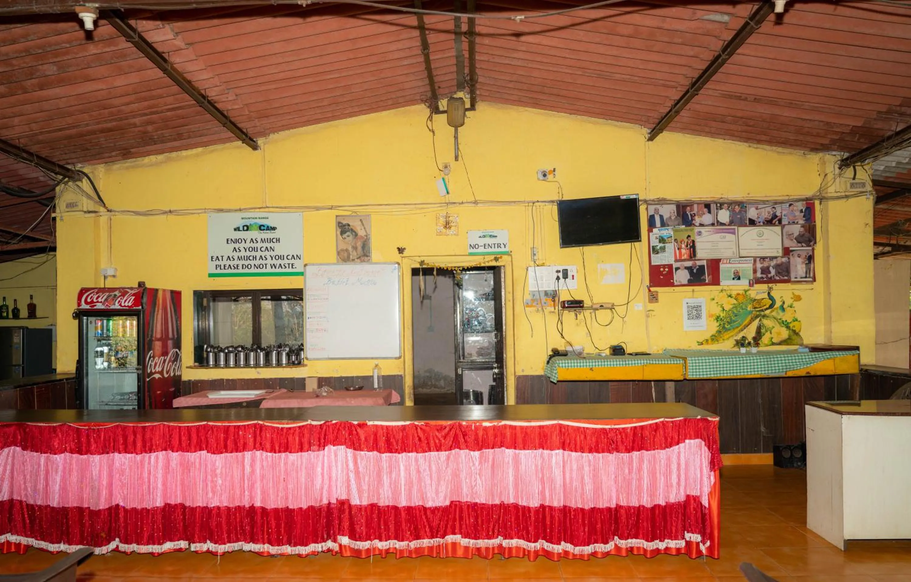 Restaurant/places to eat in Wild Camp- The Nature Resort