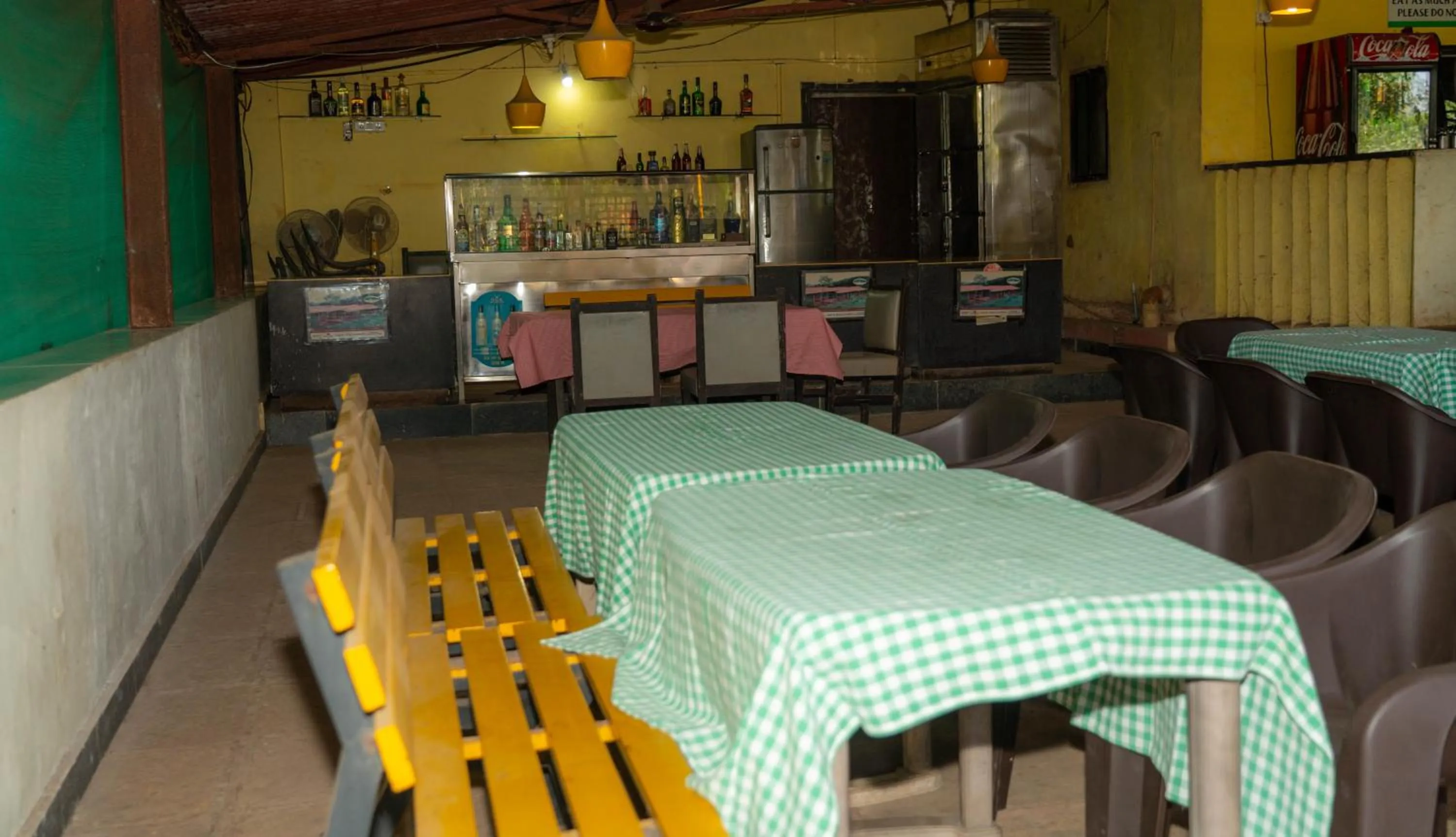 Restaurant/places to eat in Wild Camp- The Nature Resort