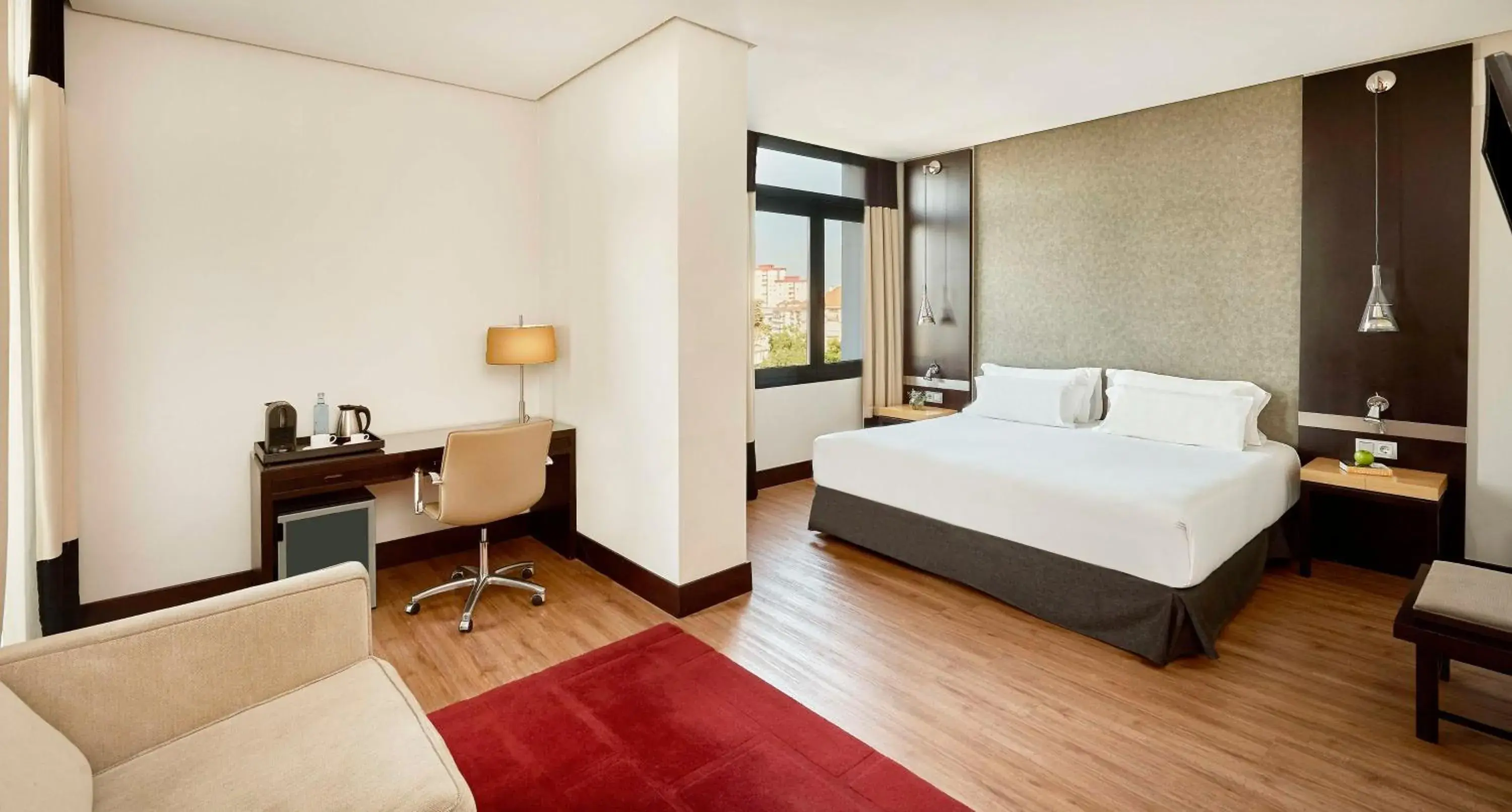 Photo of the whole room, Bed in NH Avenida Jerez Photo of the whole room, Bed in NH Avenida Jerez