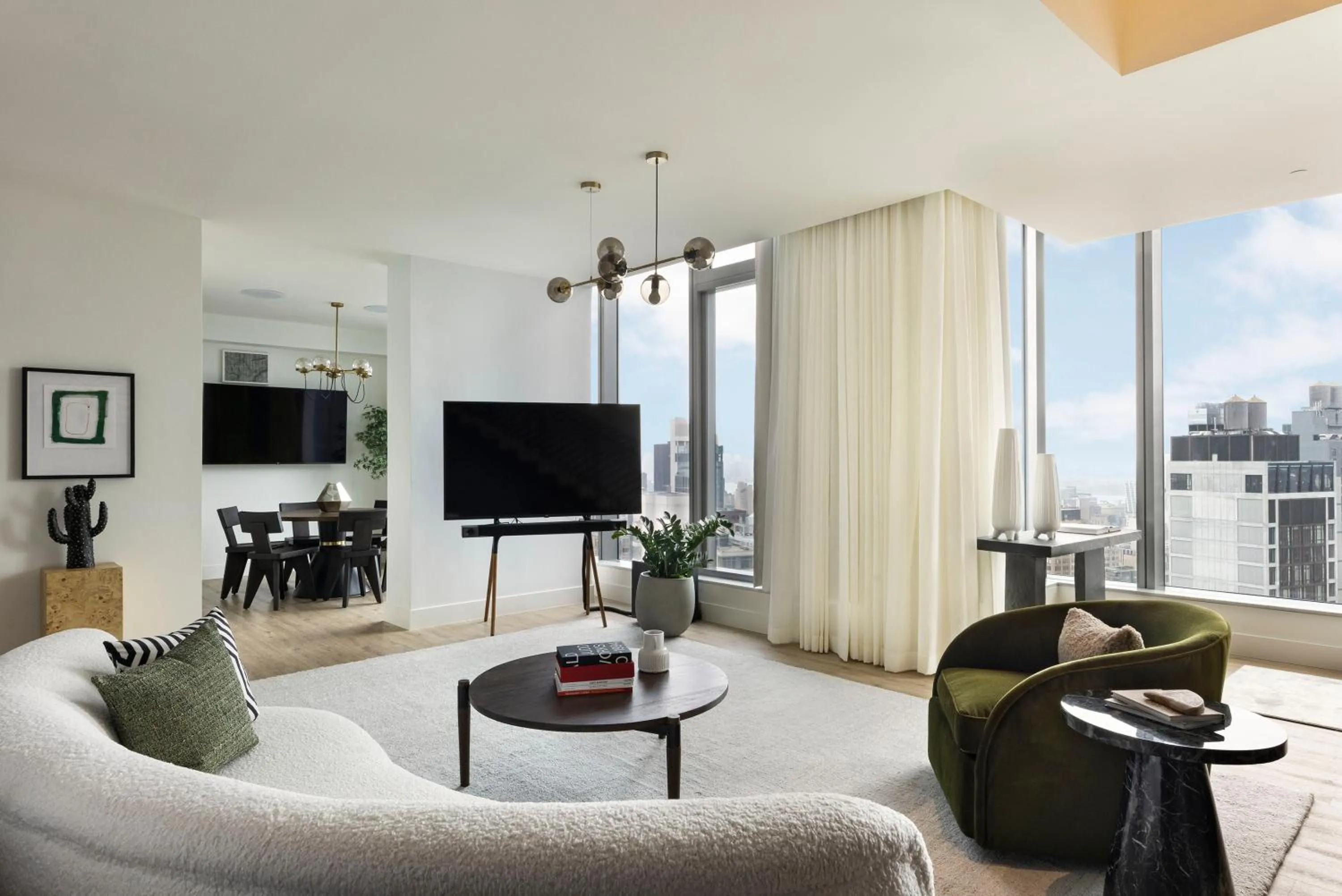 TV and multimedia in Virgin Hotels New York City