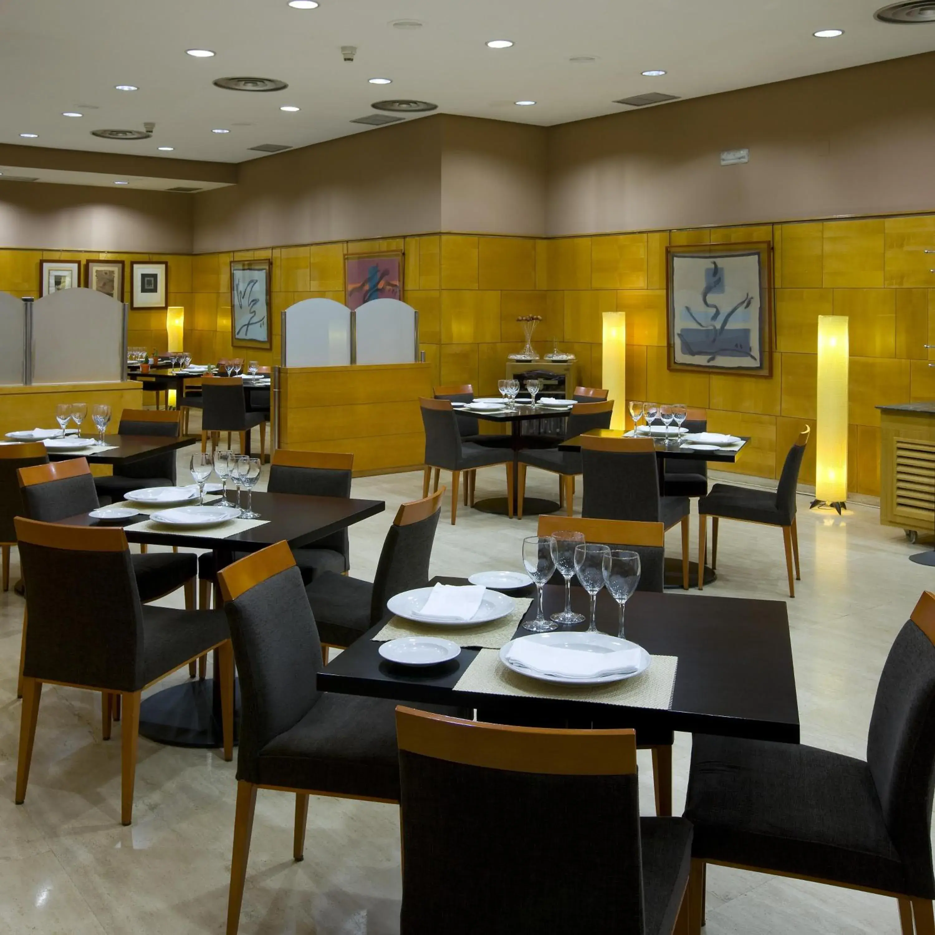 Restaurant/places to eat in NH Ciudad Real Restaurant/places to eat in NH Ciudad Real