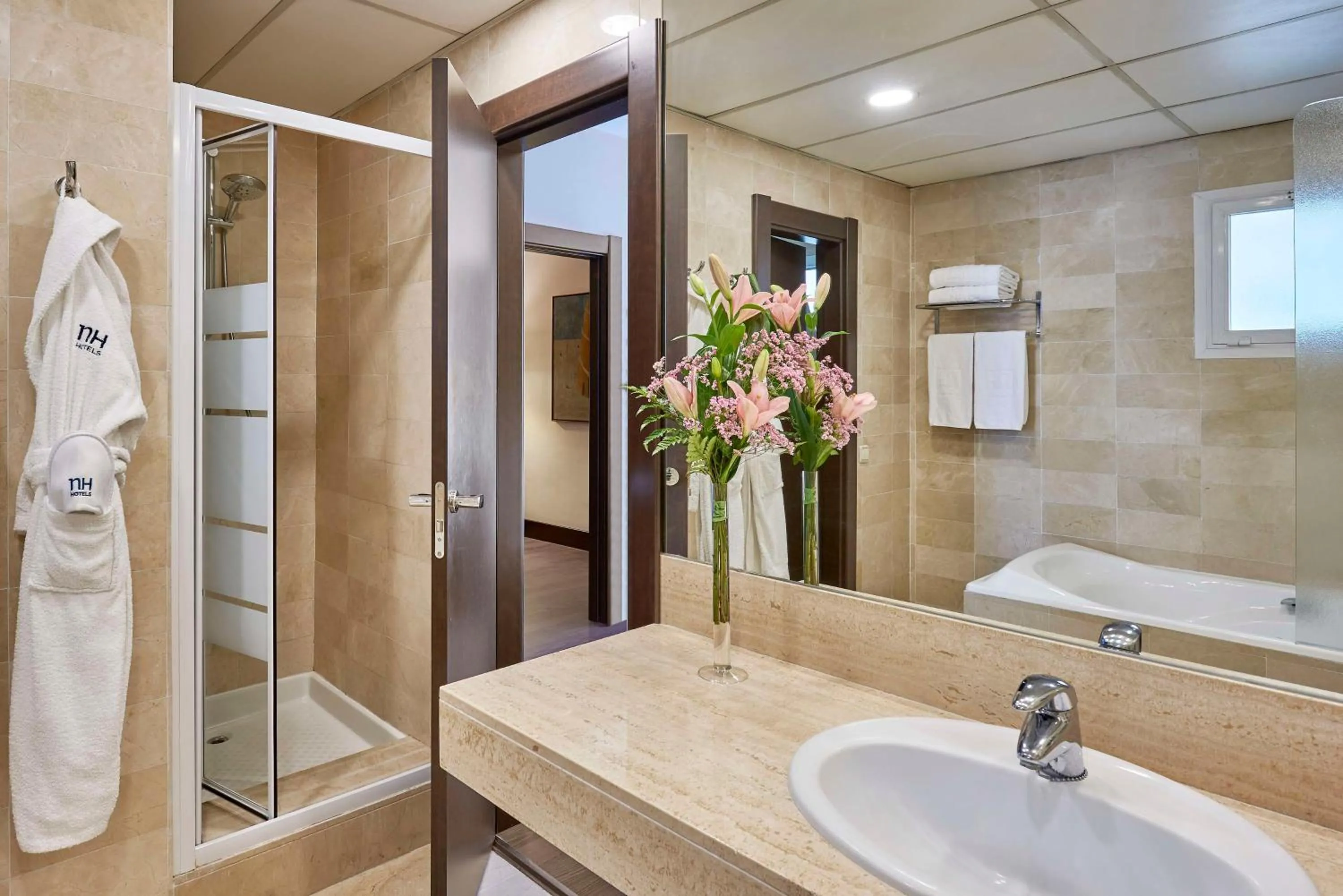 Bathroom in NH Barcelona Eixample