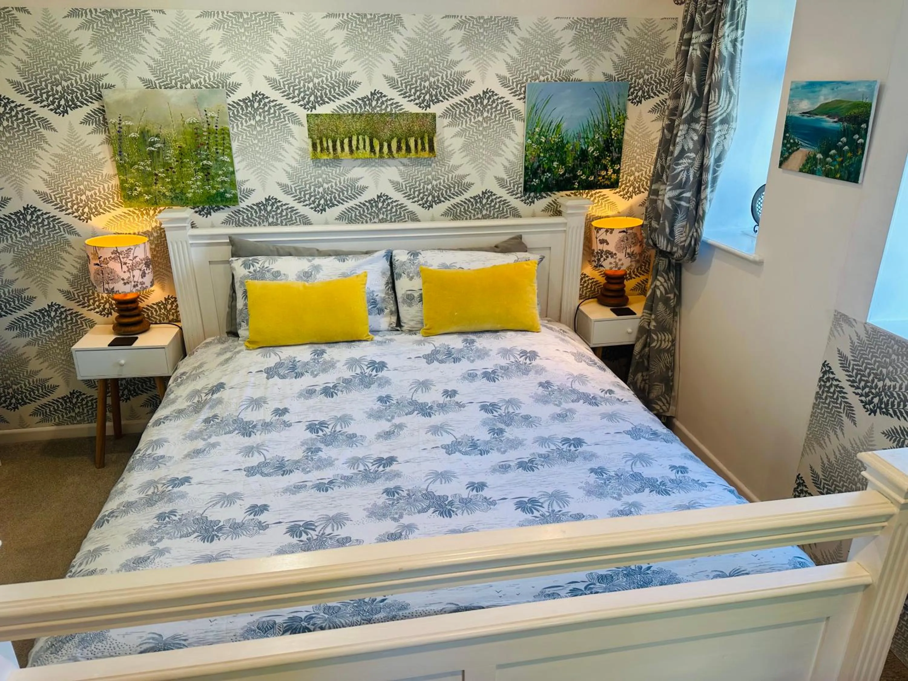 Bed in Bay View Cottage