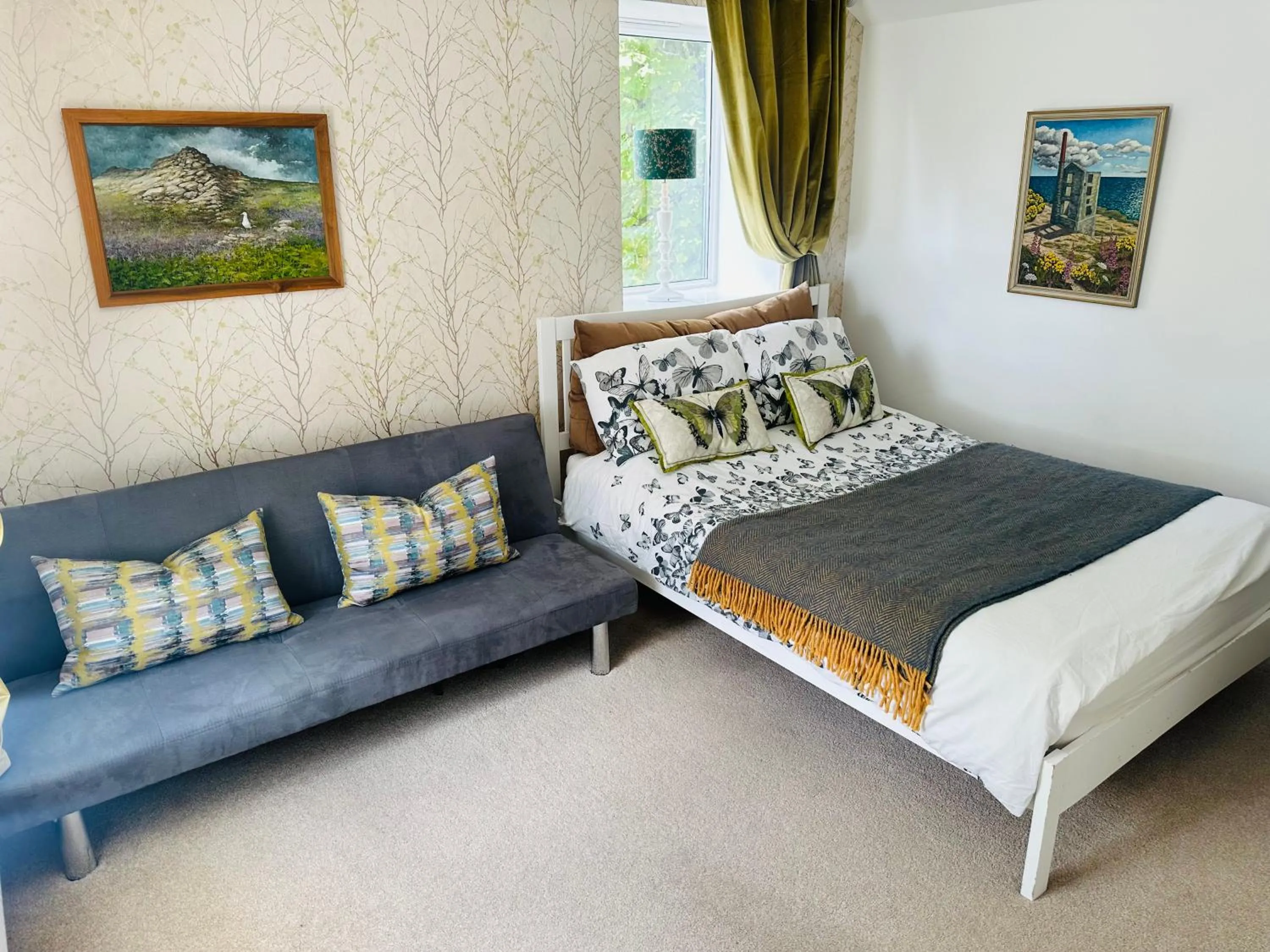 Bed in Bay View Cottage