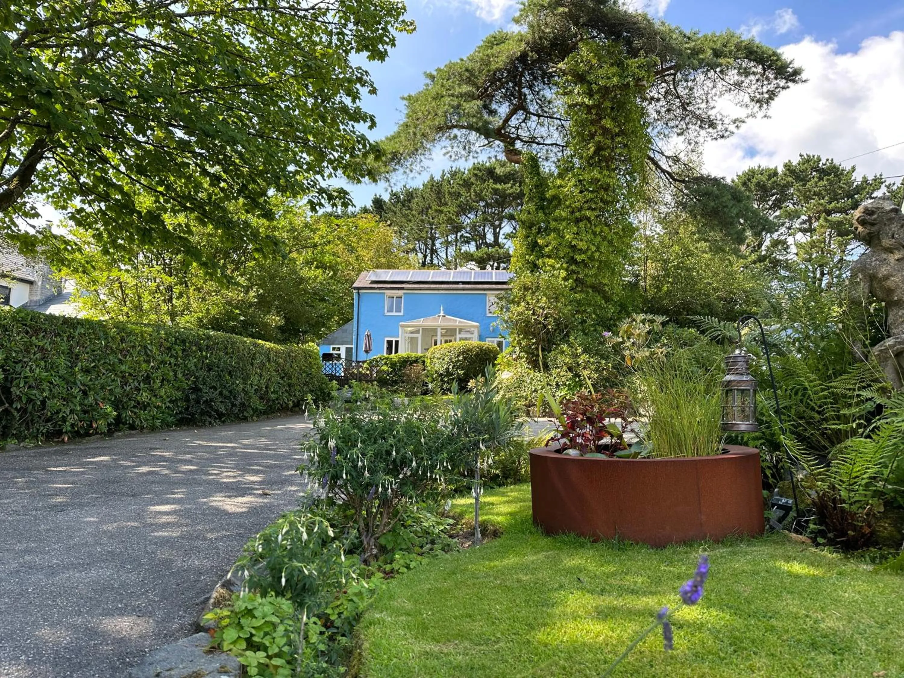 Property building in Bay View Cottage