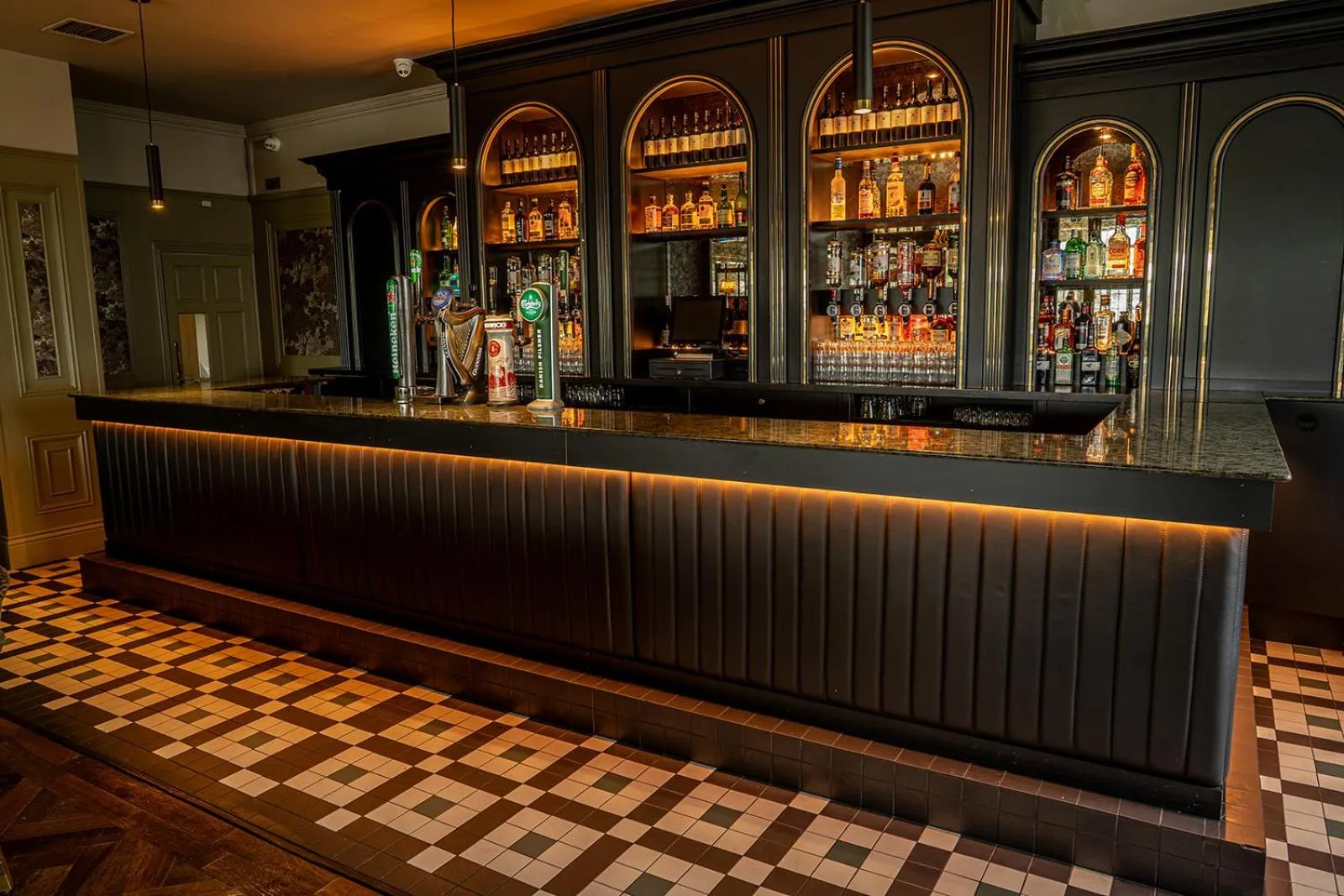 Lounge or bar in Crover House Hotel & Golf Club