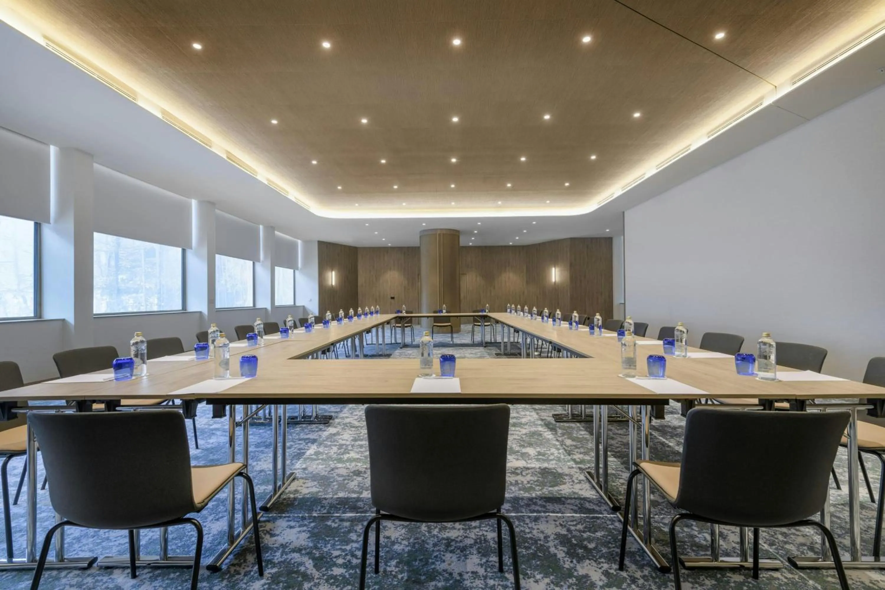 Meeting/conference room in Madrid Marriott Hotel Princesa Plaza