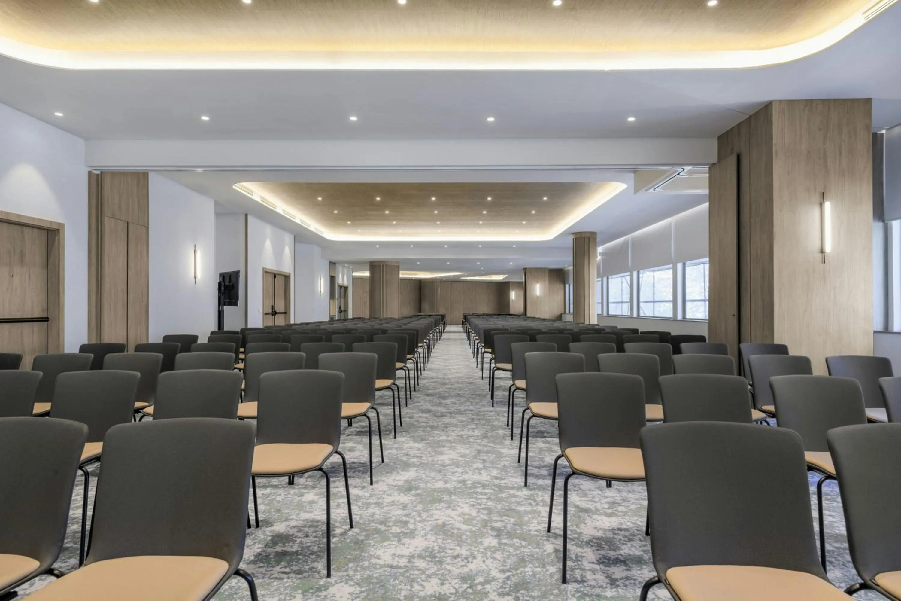 Meeting/conference room in Madrid Marriott Hotel Princesa Plaza