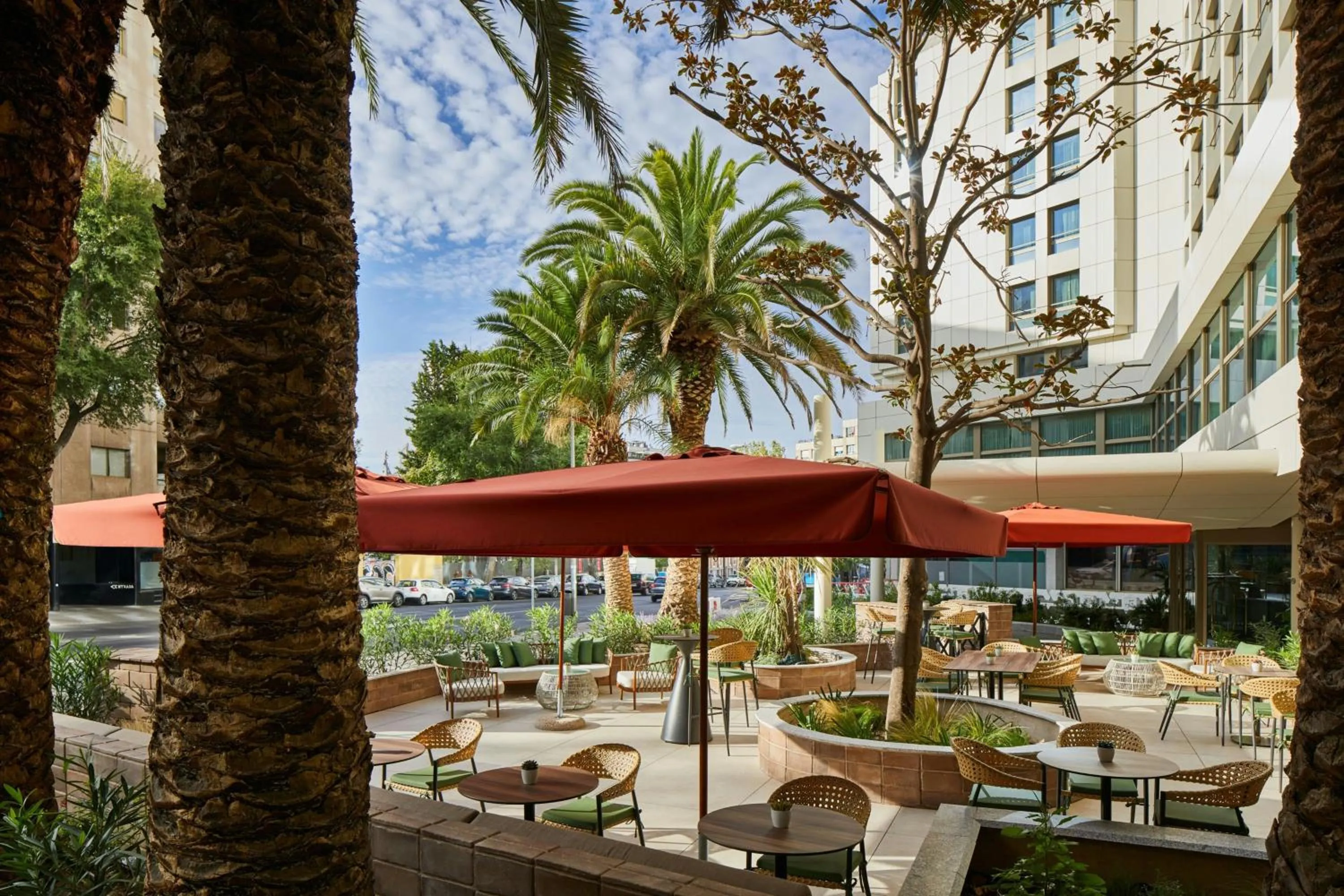 Restaurant/places to eat in Madrid Marriott Hotel Princesa Plaza